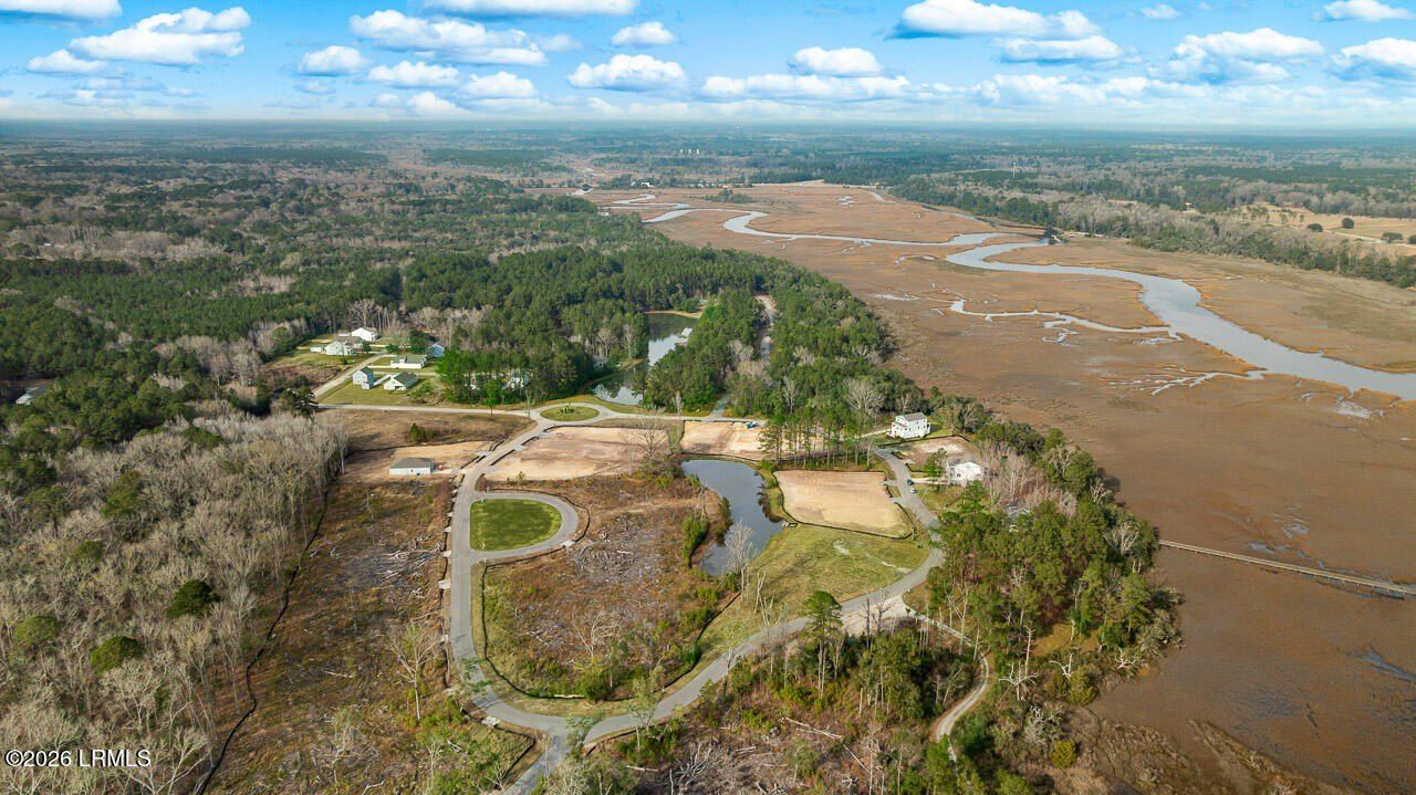 824 Castle Hill Drive. Yemassee, SC 29945