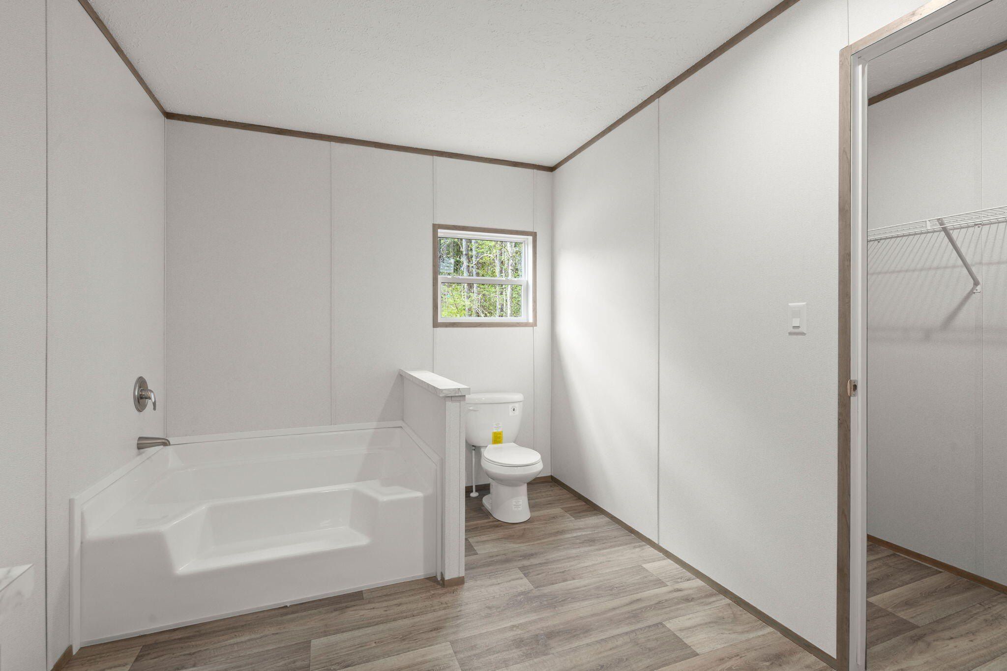 8996 Old State Road. Holly Hill, SC 29059