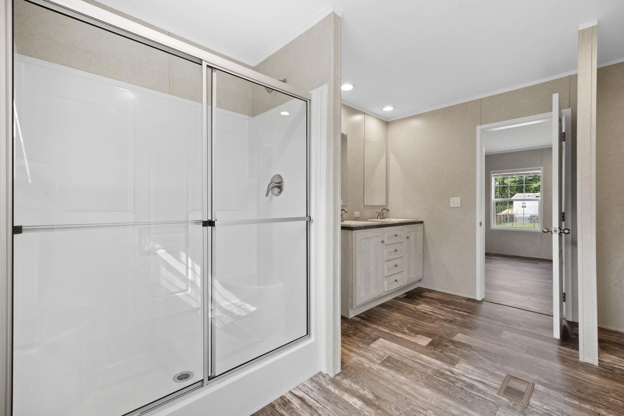 110 Lunar Ln. Loris, SC 29569