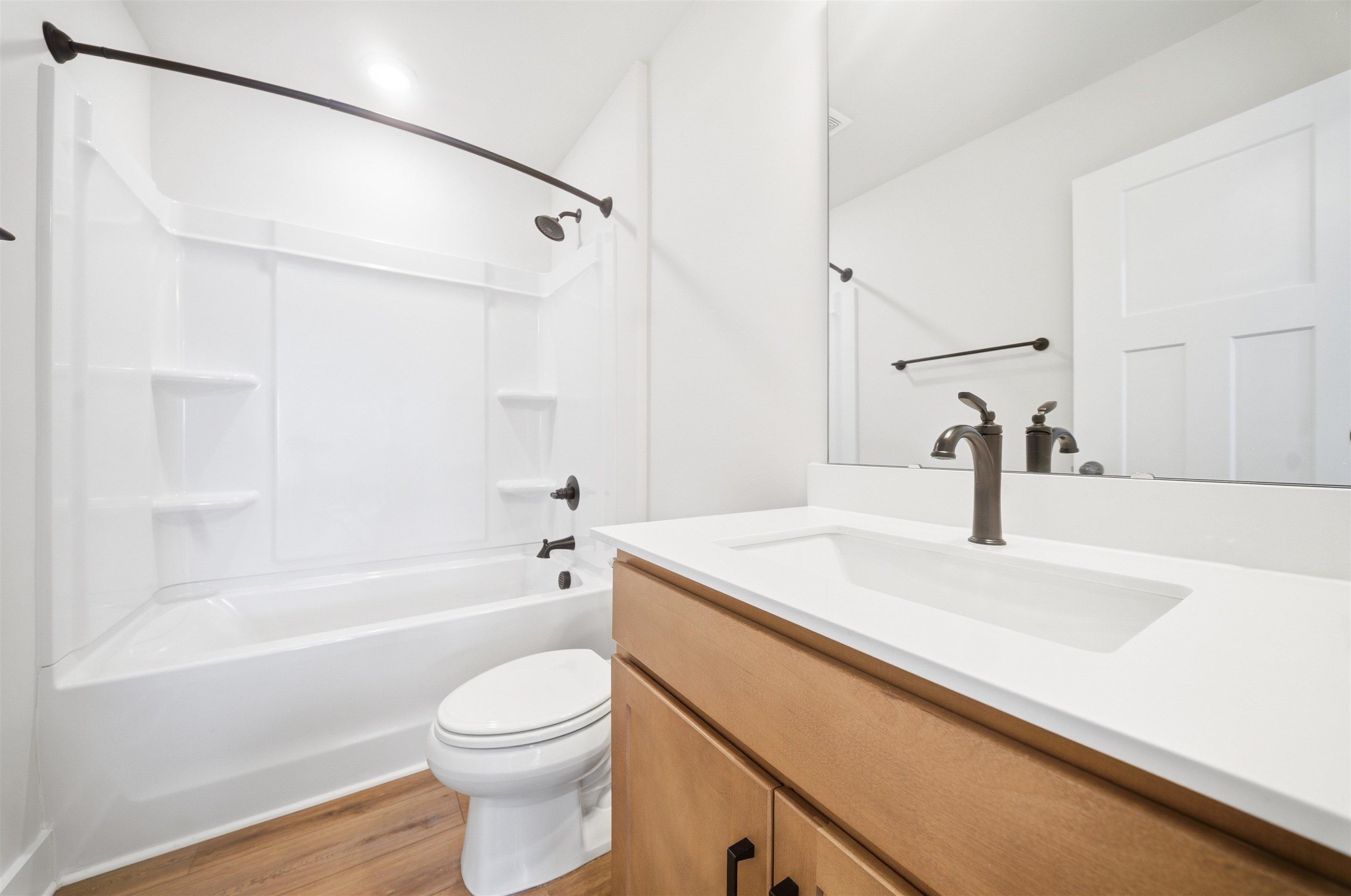 952 Diane Lane. Moore, SC 29369