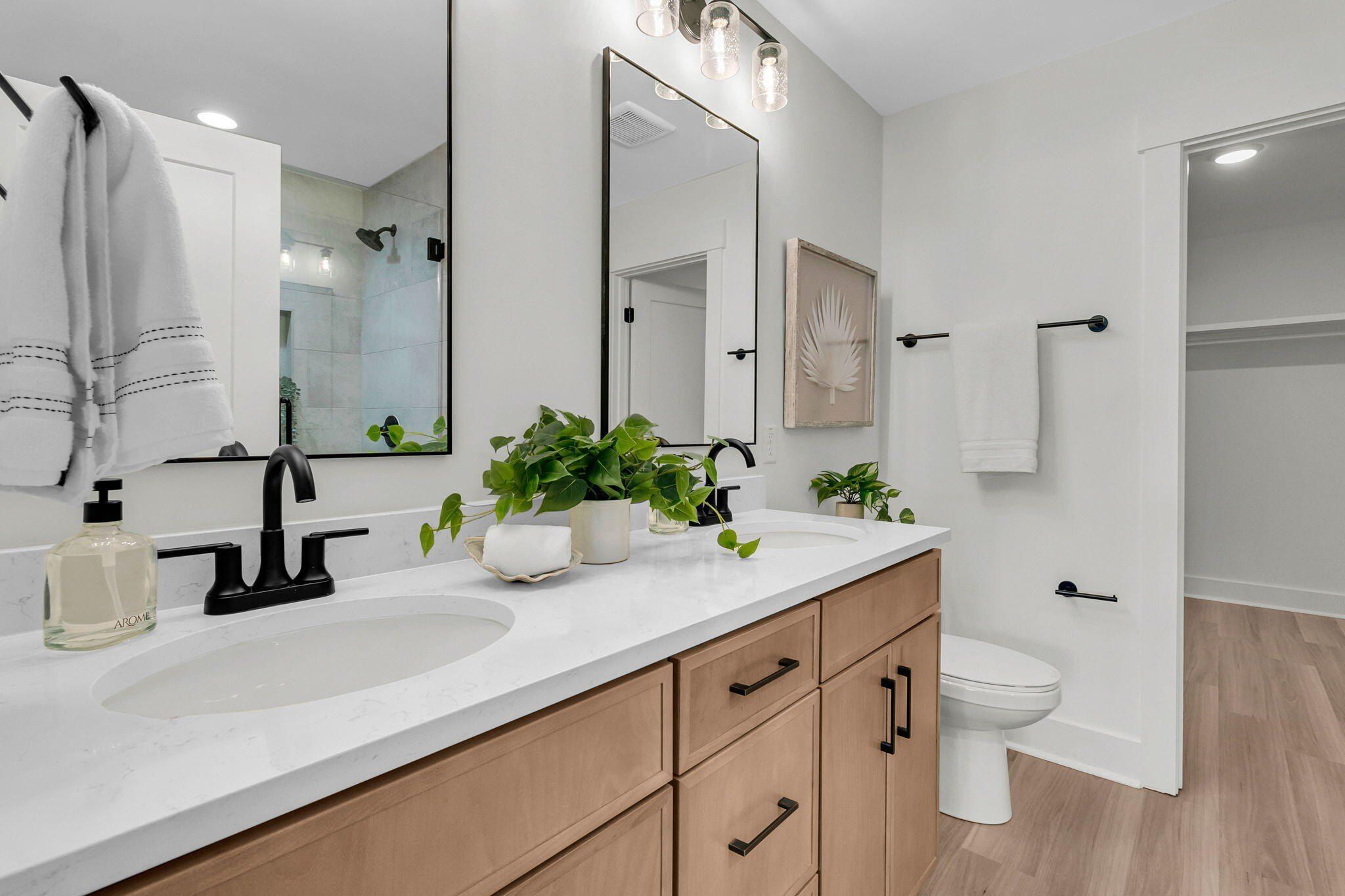 1137 Forbes Avenue. Charleston, SC 29407