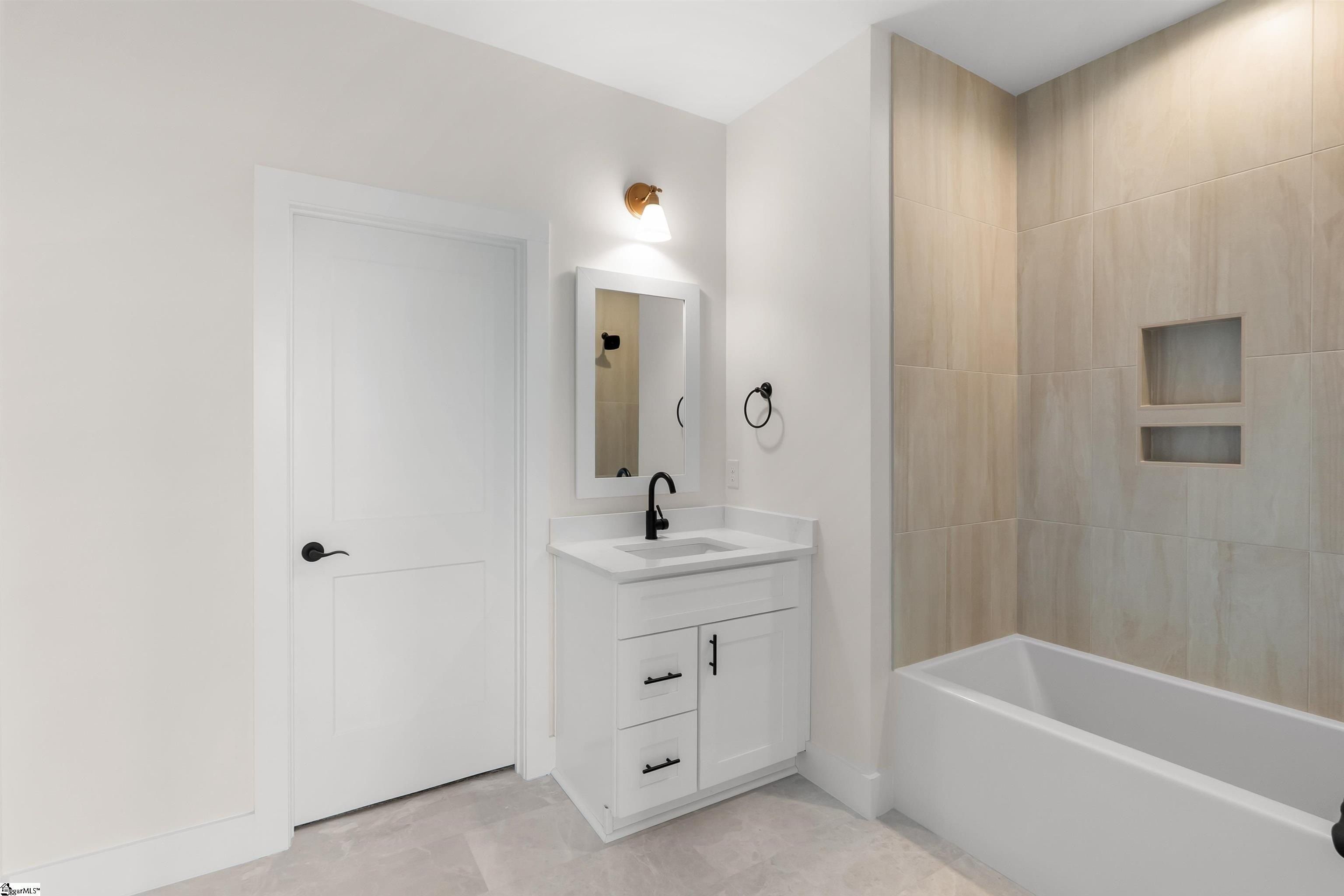 6910 Mountain View Road. Taylors, SC 29687