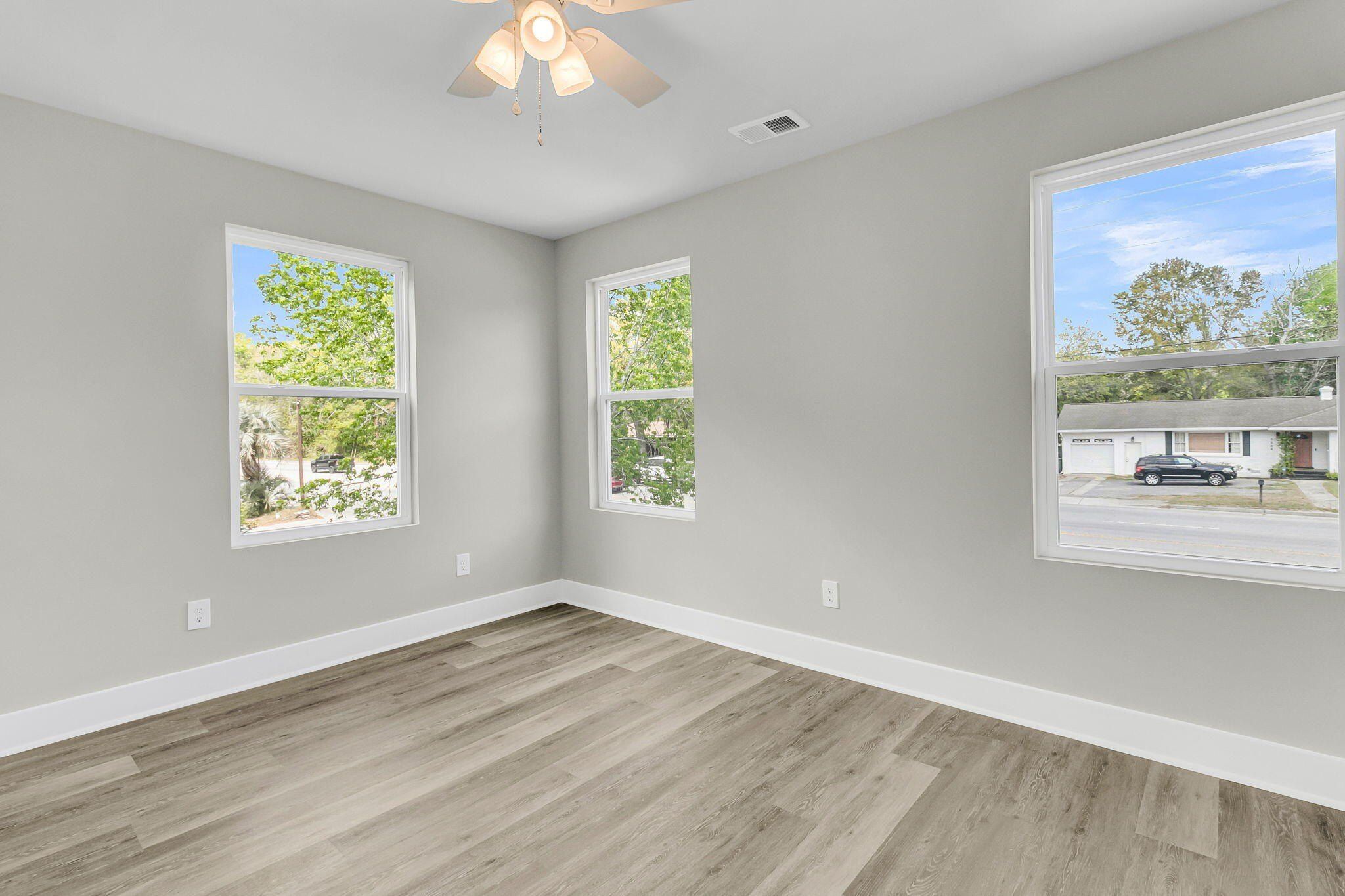 5889 N Rhett Avenue. Hanahan, SC 29410