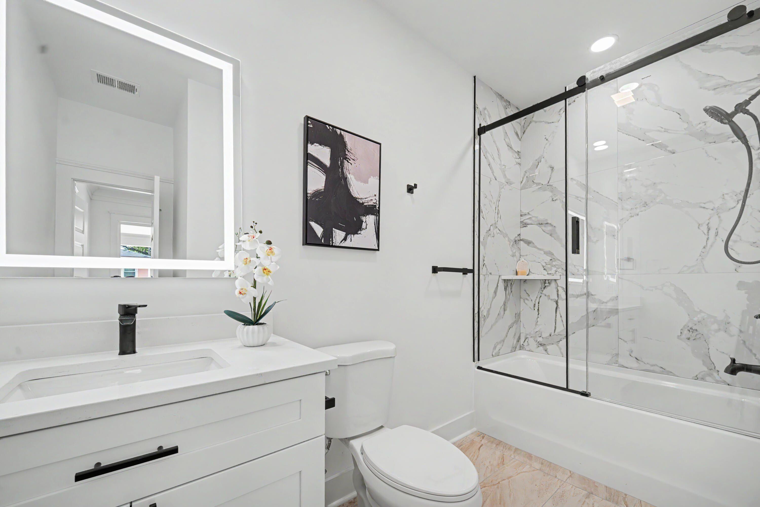 2016 Comstock Avenue. North Charleston, SC 29405