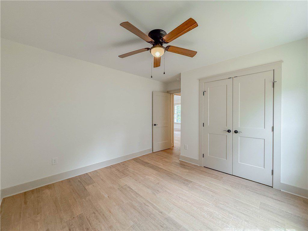 212 Pine Street. Seneca, SC 29678