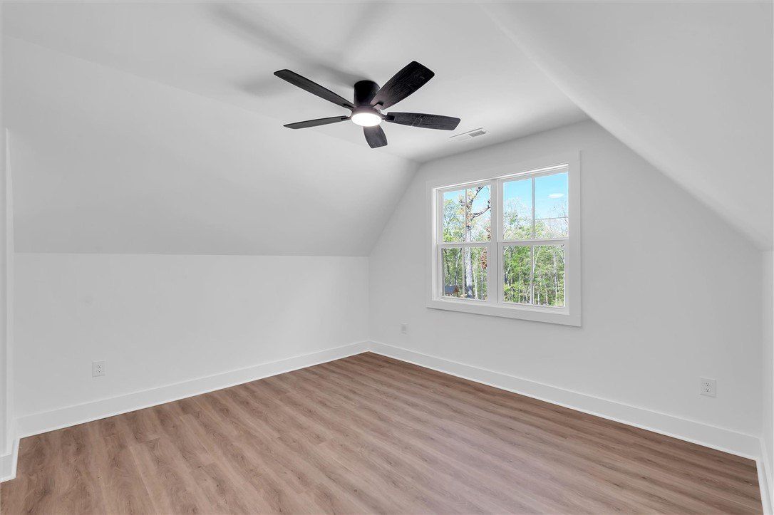 407 Blue Ridge Court. Westminster, SC 29693