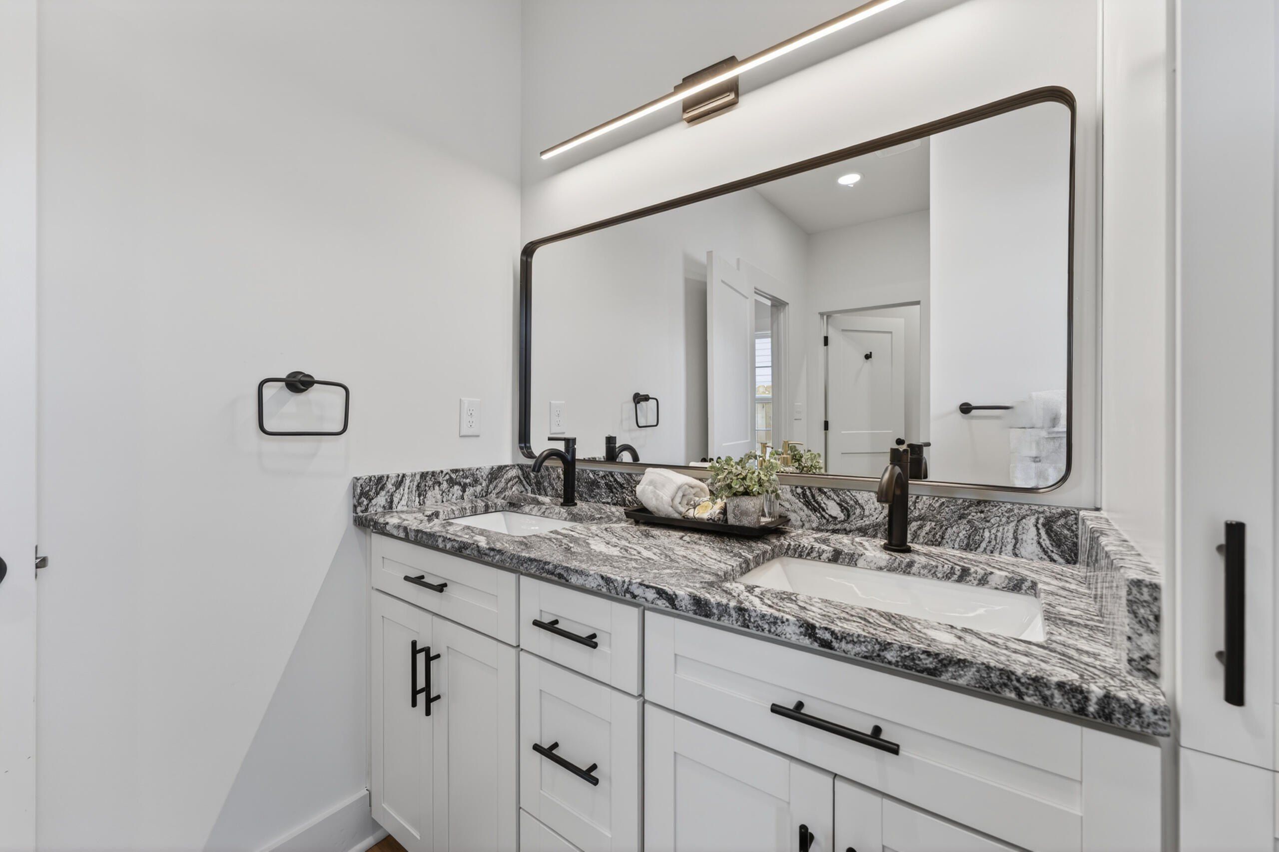 4833 Williams Avenue. North Charleston, SC 29405