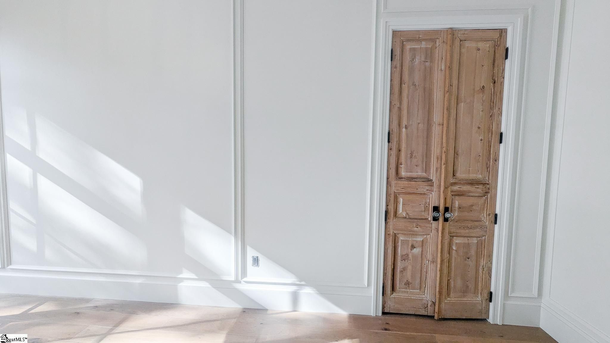 101 Sherwood Street. Greenville, SC 29601