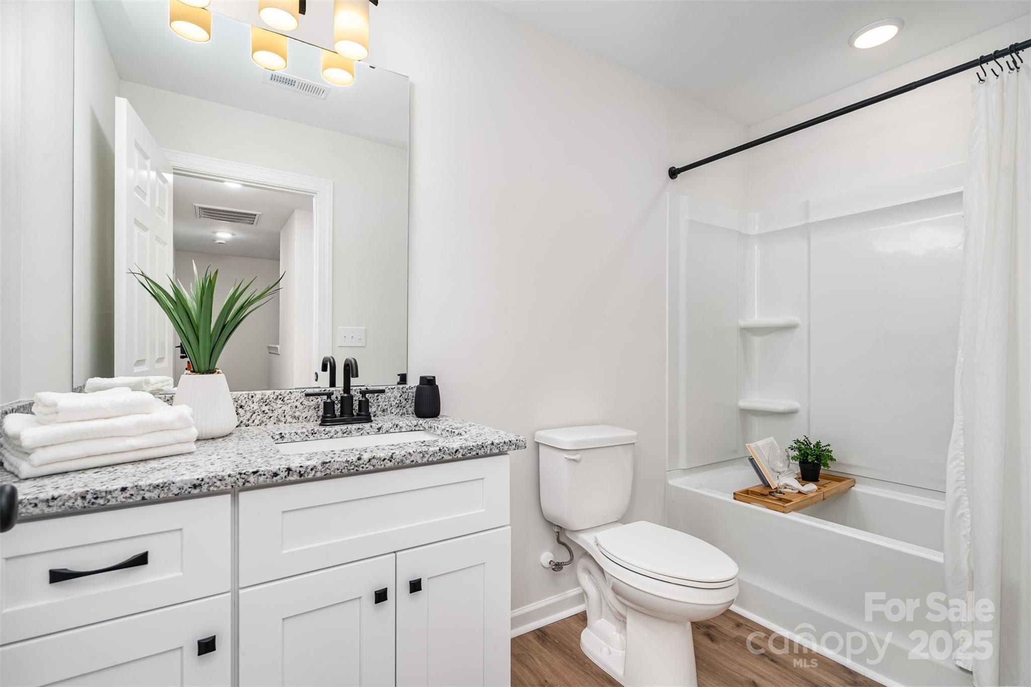 1563 Riverview Circle. Fort Lawn, SC 29714