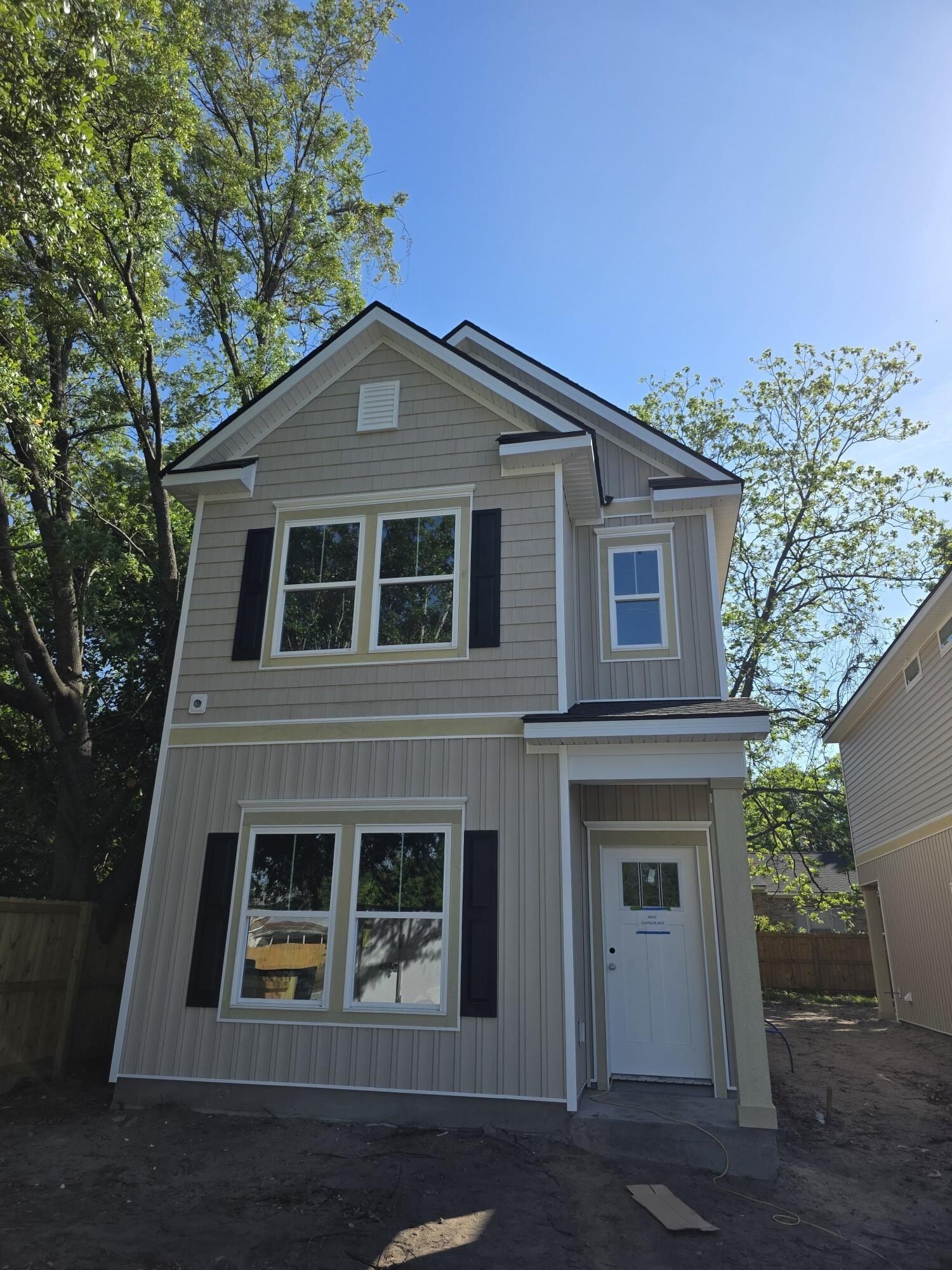 4826 Gaynor Avenue. North Charleston, SC 29405