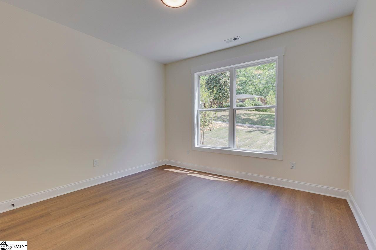 5 Carter Drive. Marietta, SC 29661