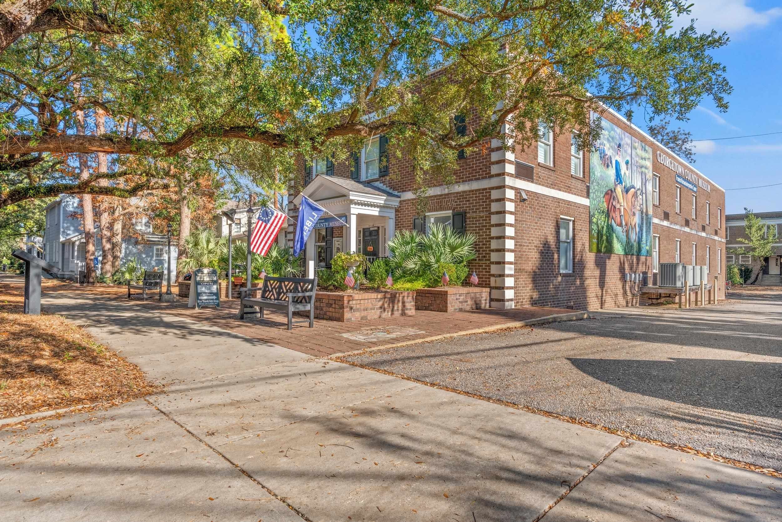54 Bennington Ct. Georgetown, SC 29440