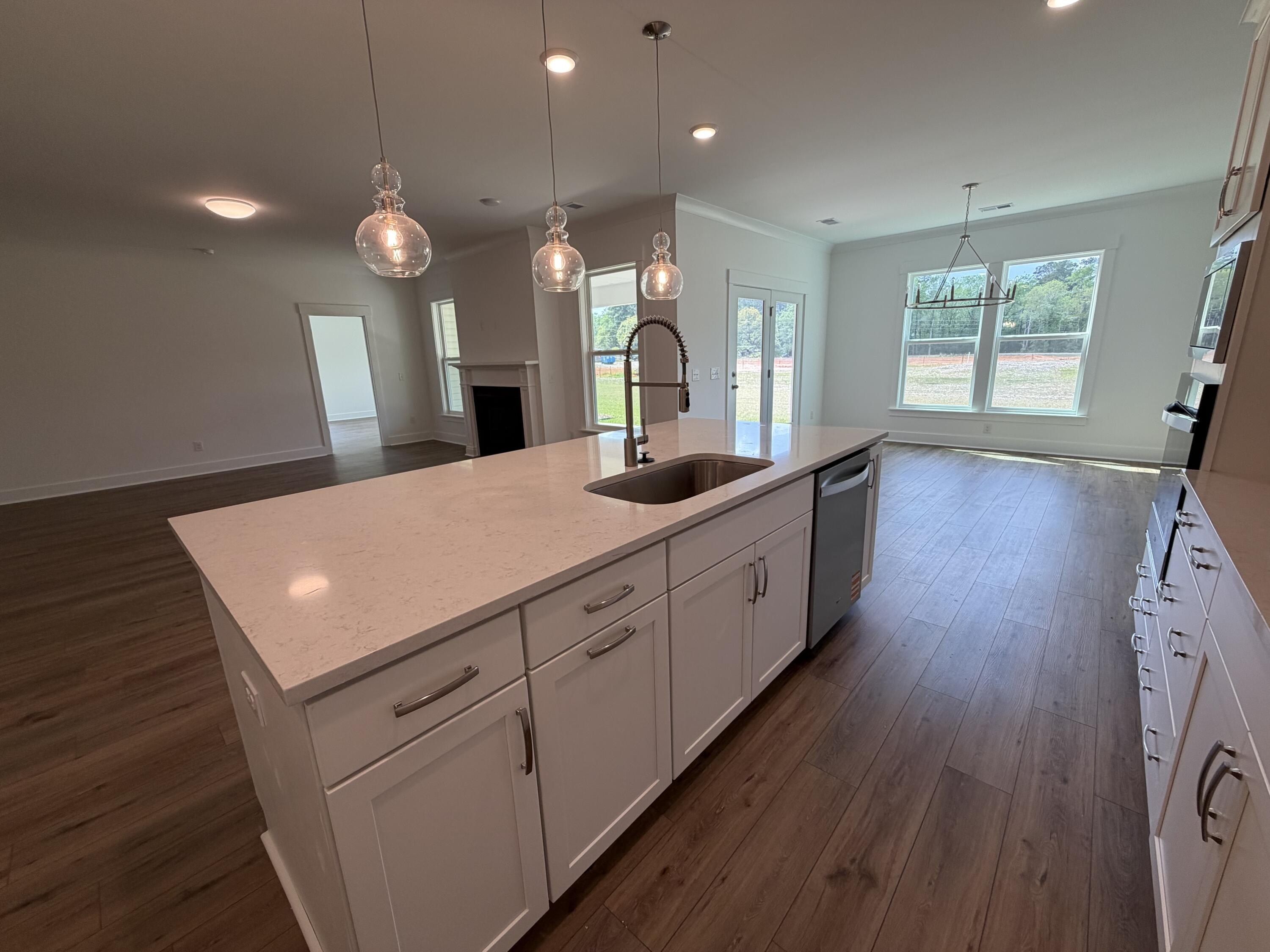 1968 Central Avenue. Summerville, SC 29483