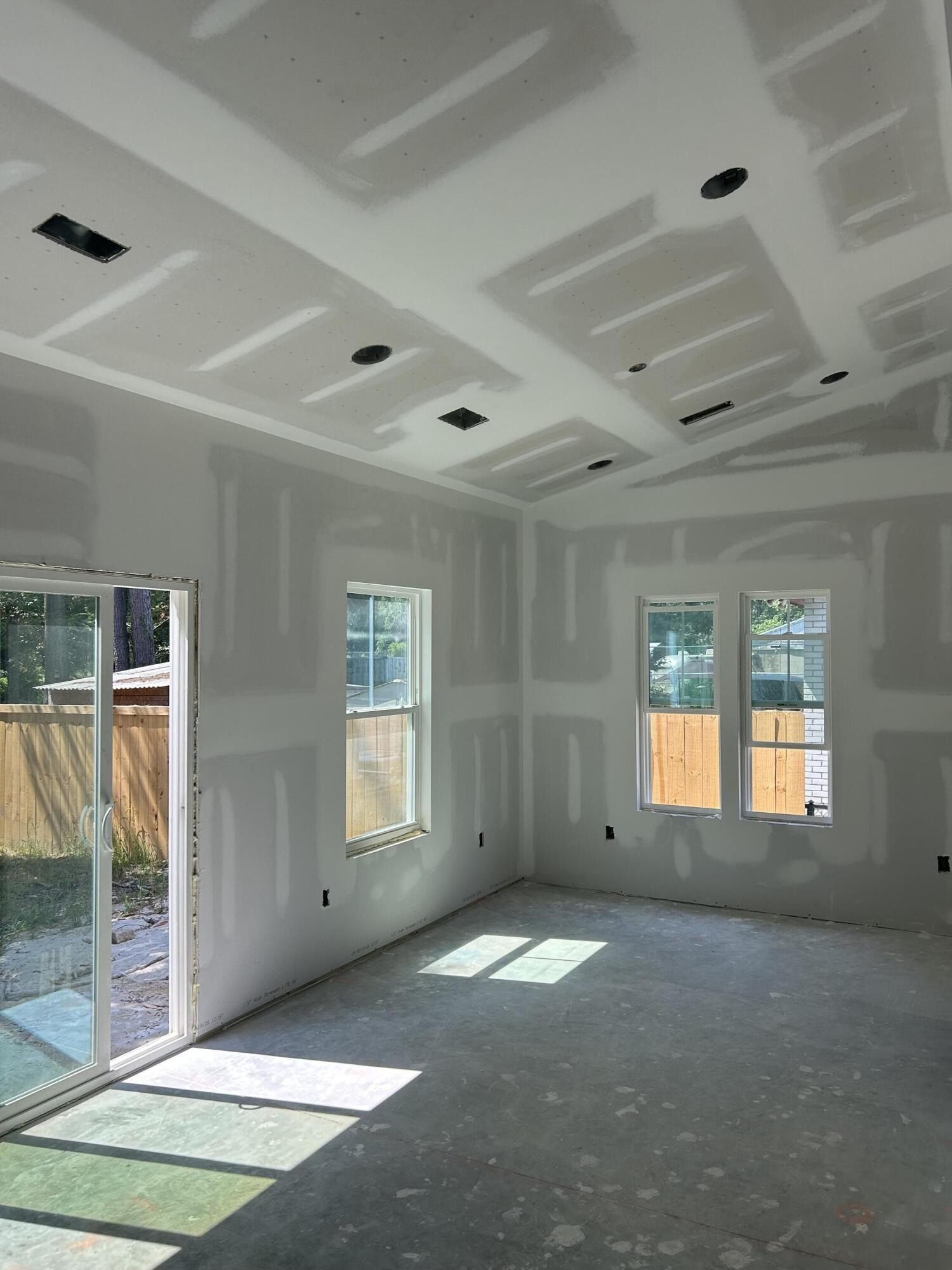 1833 Woodland Road. Charleston, SC 29414