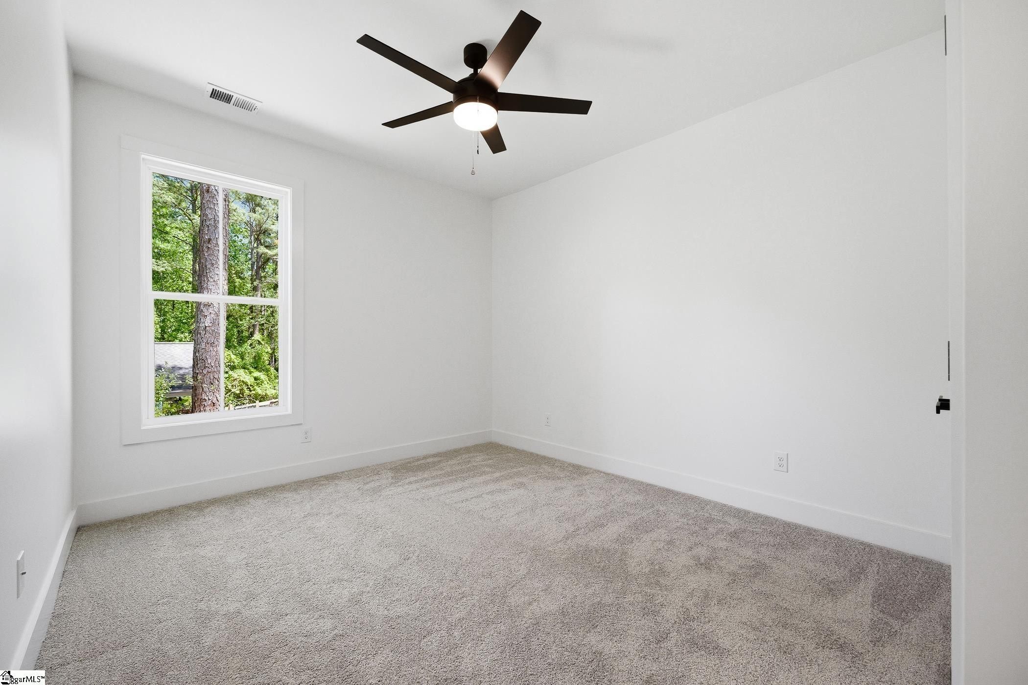 323 Wall Street. Campobello, SC 29322