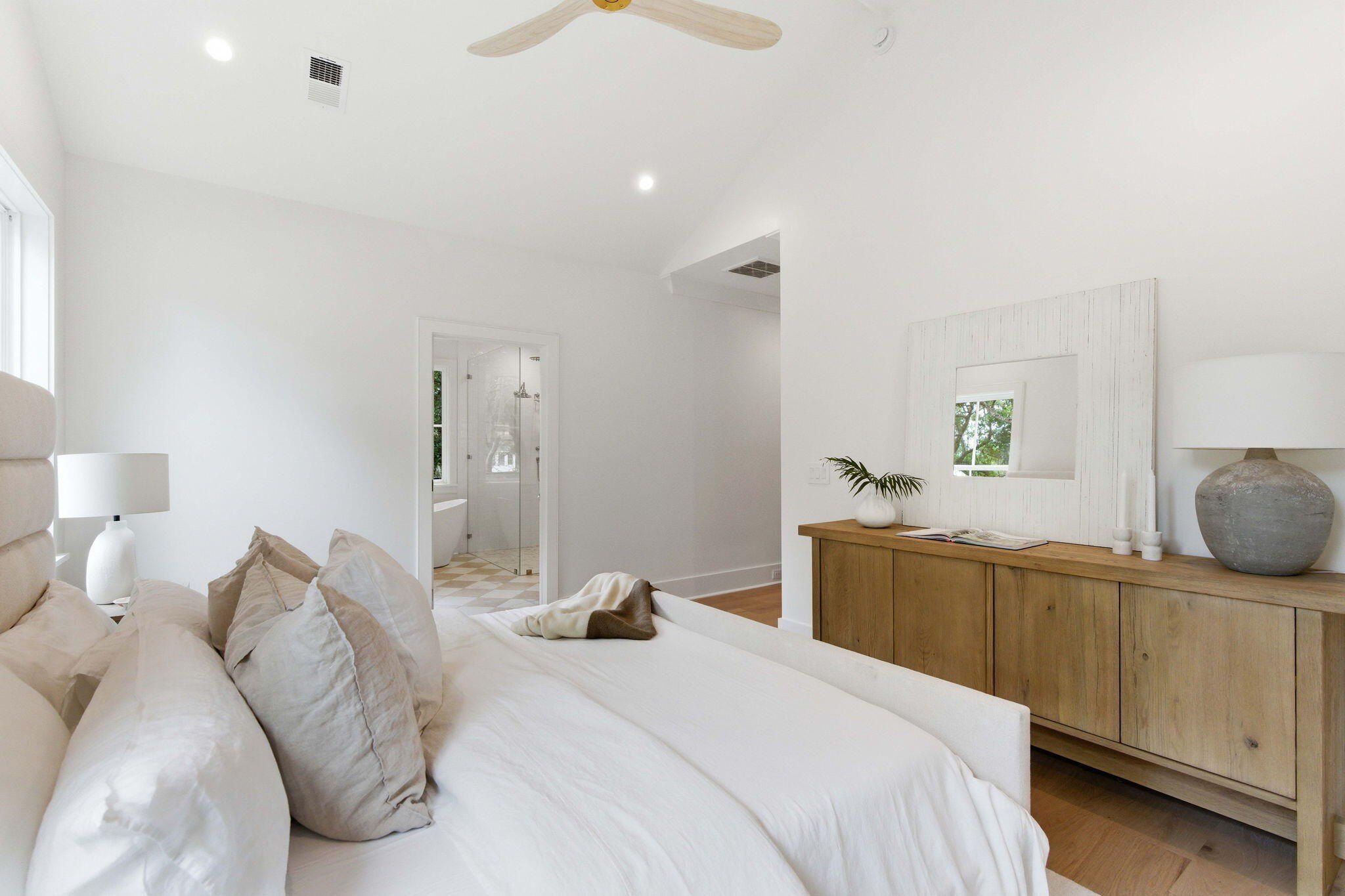 677 Ferry Street. Mount Pleasant, SC 29464