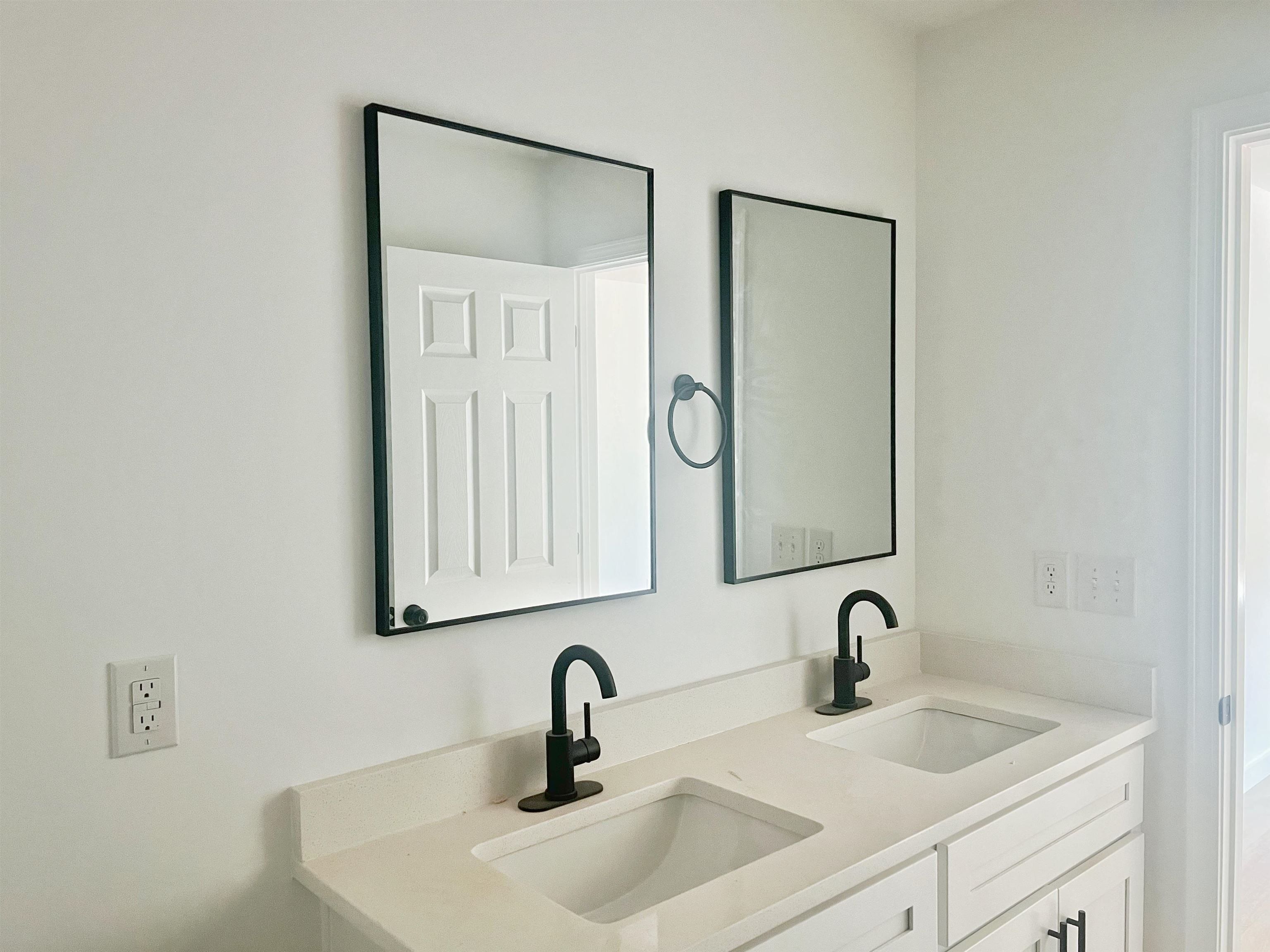 14 Poplar Street. Woodruff, SC 29388