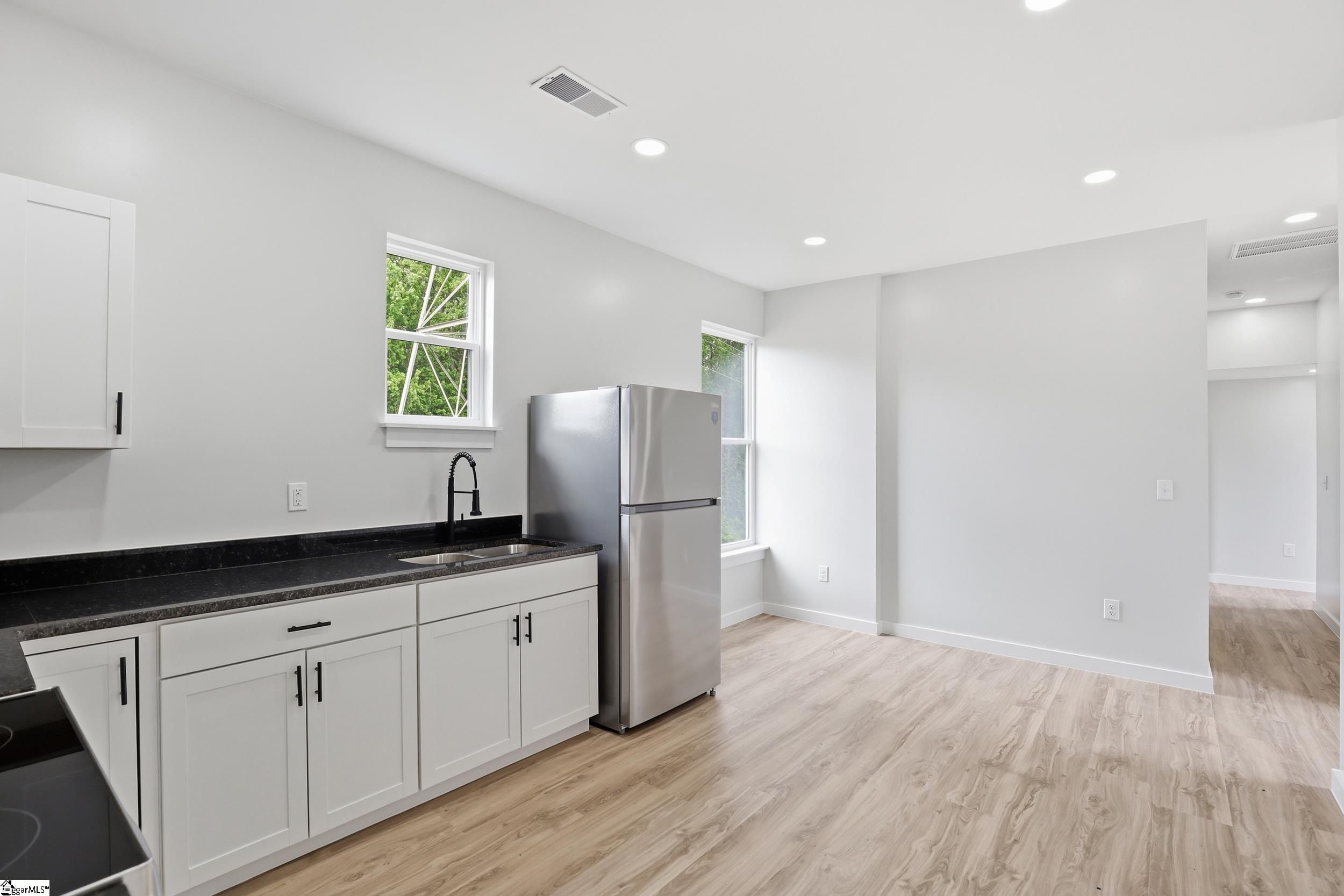 52 Lily Street. Greenville, SC 29617