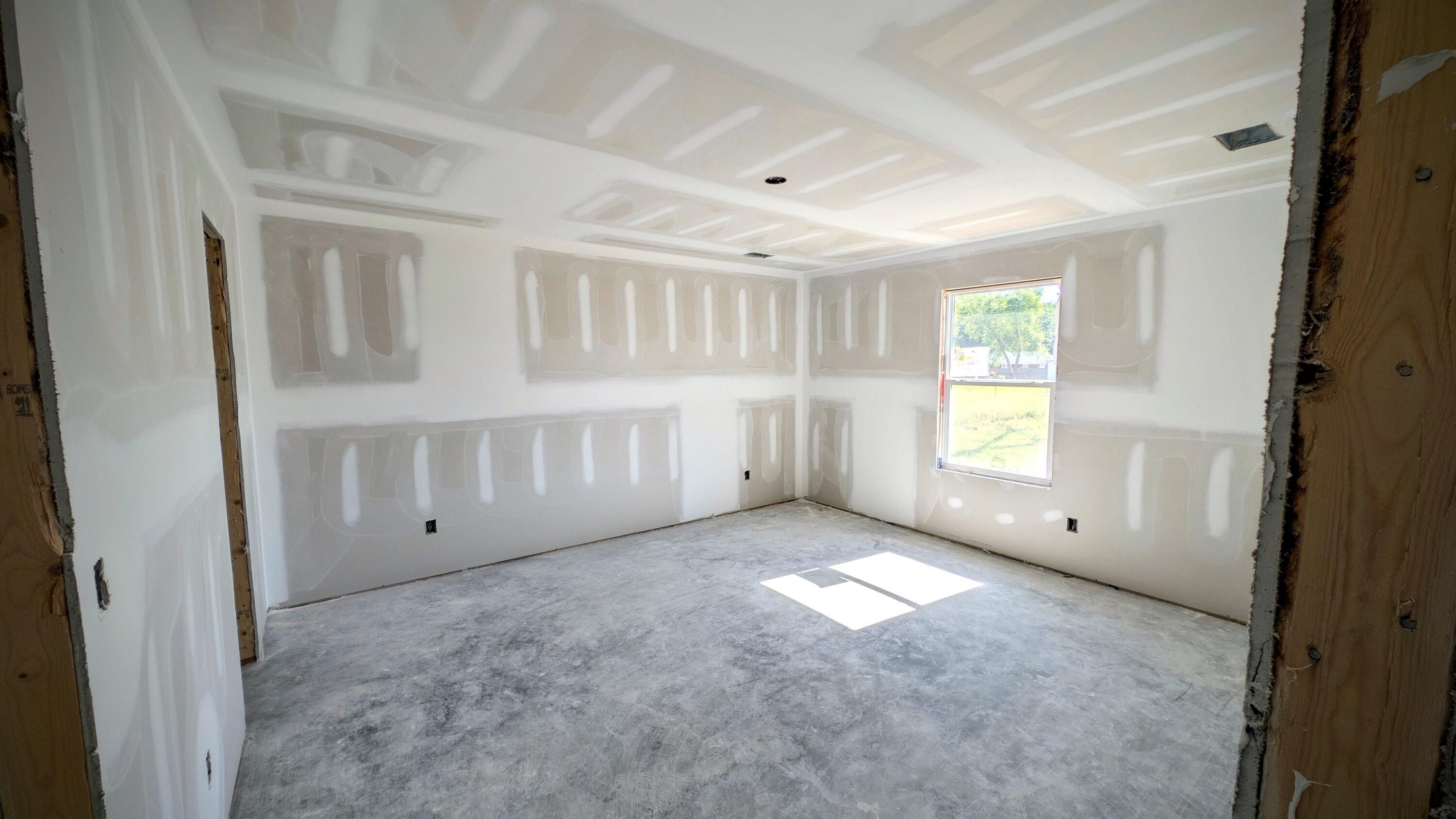 2 Bush Court. Dalzell, SC 29040