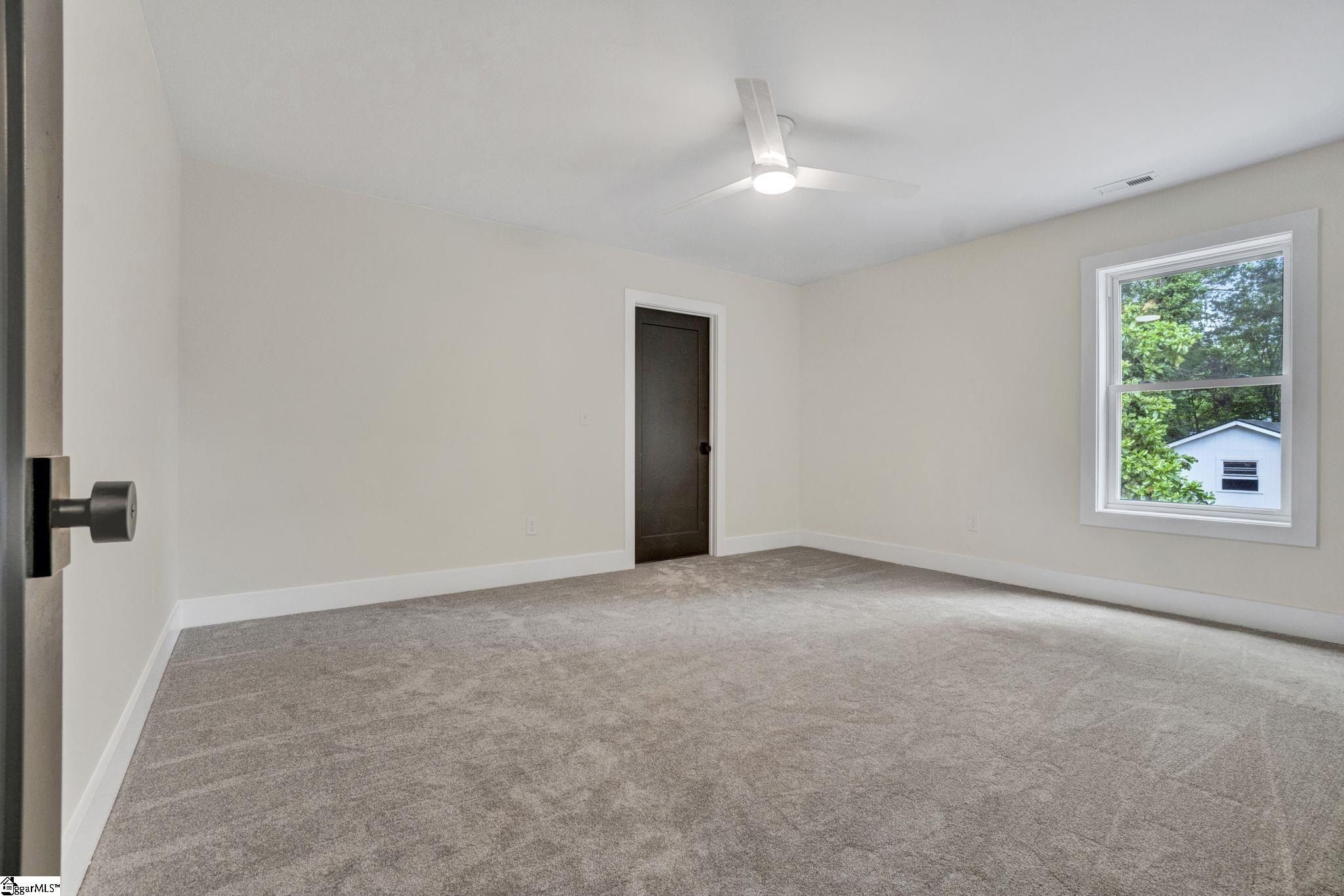 208 Pinehaven Street. Laurens, SC 29360