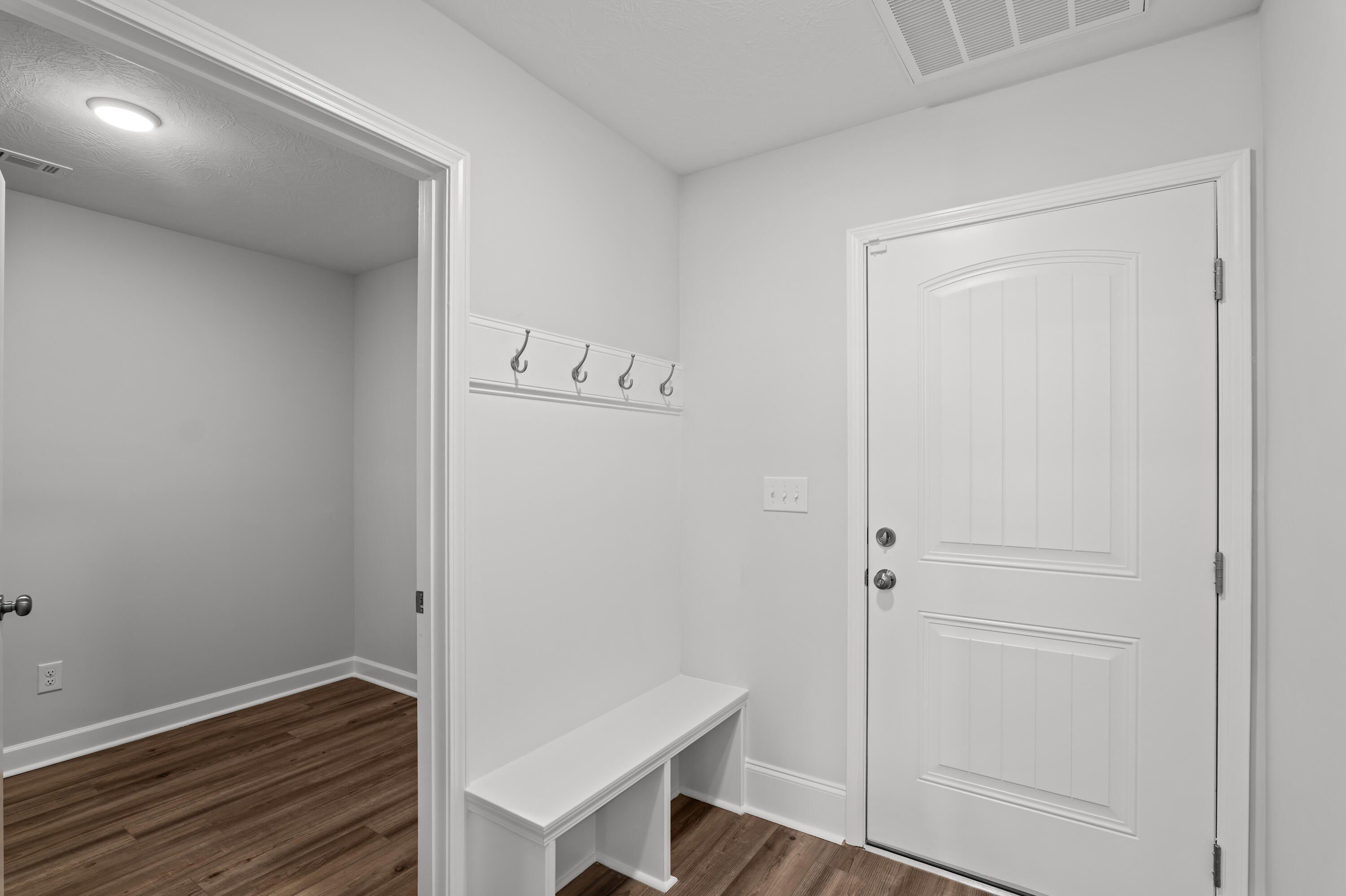 Paisley Circle. Graniteville, SC 29829