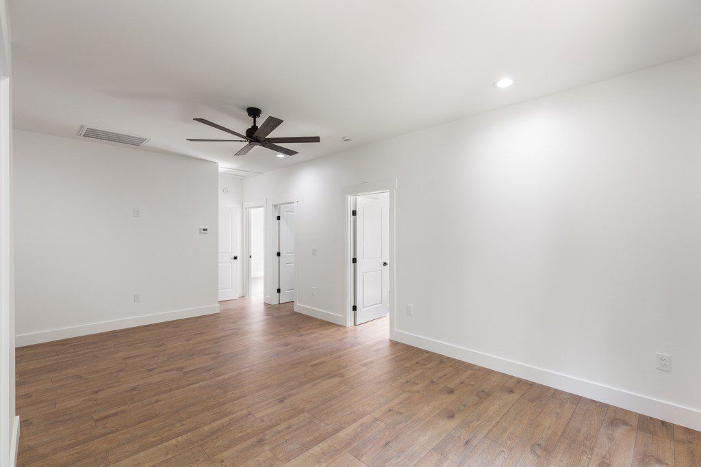 906 Fairfield Drive. Seneca, SC 29678