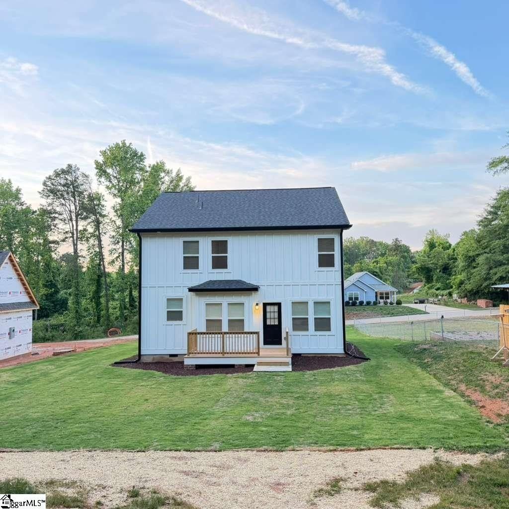 321 Sunnydale Drive. Taylors, SC 29687