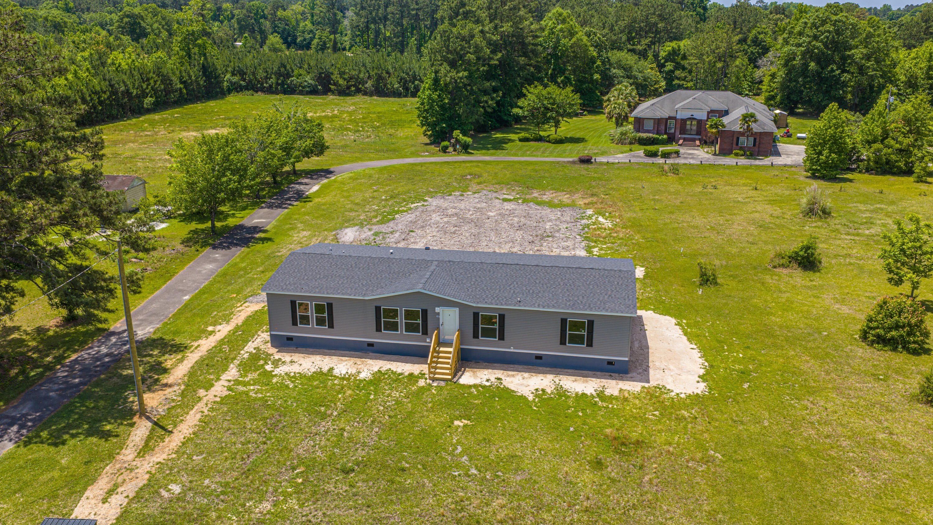 167 Davis Terrace. Saint George, SC 29477