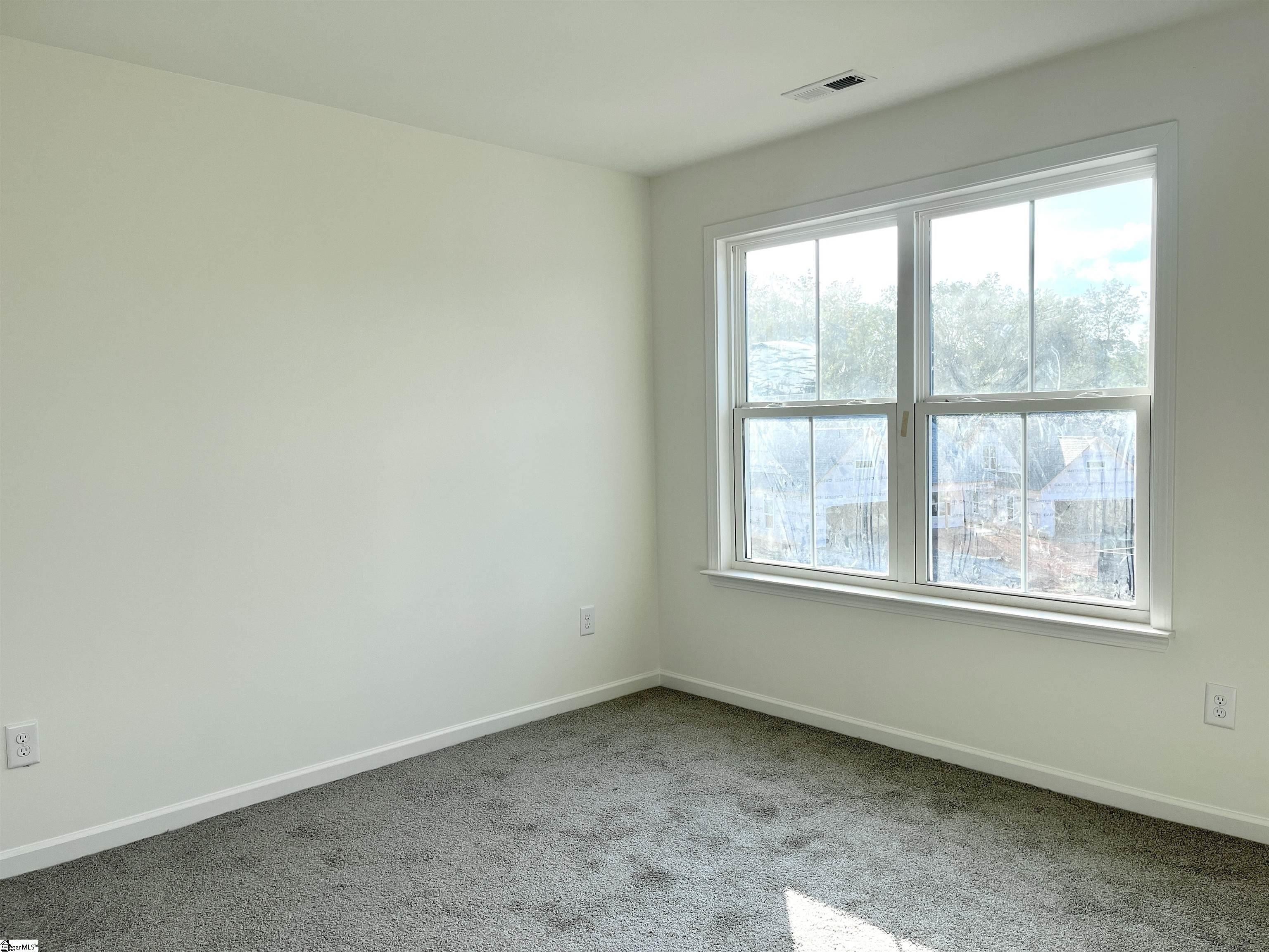 205 Kahlen Court. Piedmont, SC 29673