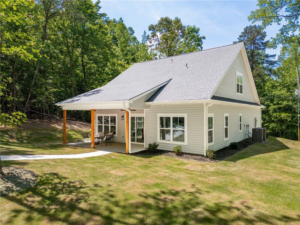 502 Point Road. Westminster, SC 29693