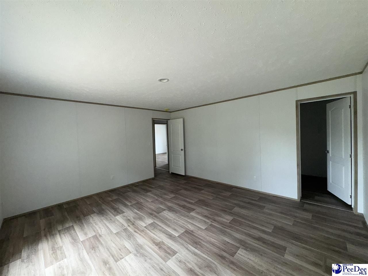 1006 Gause Canal Rd. Coward, SC 29530