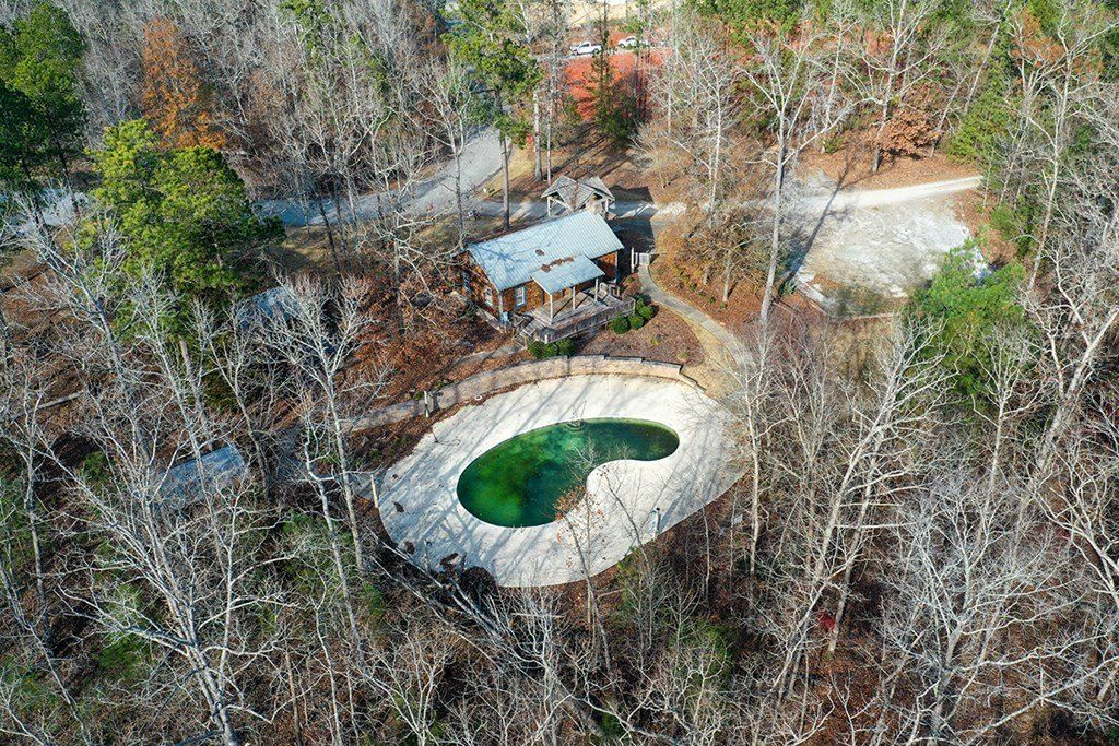 109 Abercrombie Point. Greenwood, SC 29649