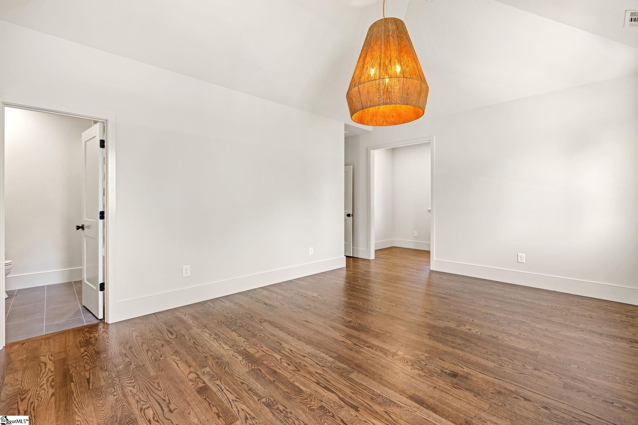33 N Textile Avenue. Greenville, SC 29611