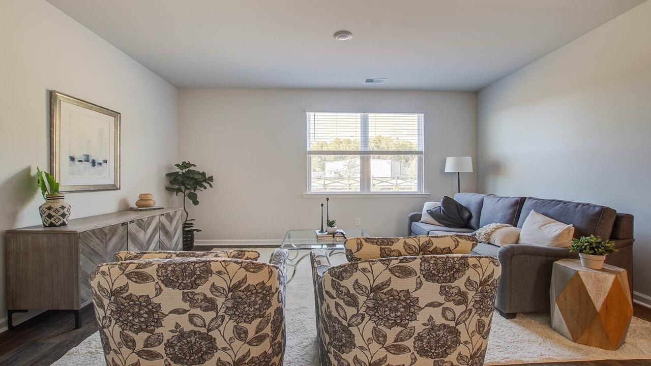 145 Cantley Way. Holly Hill, SC 29059