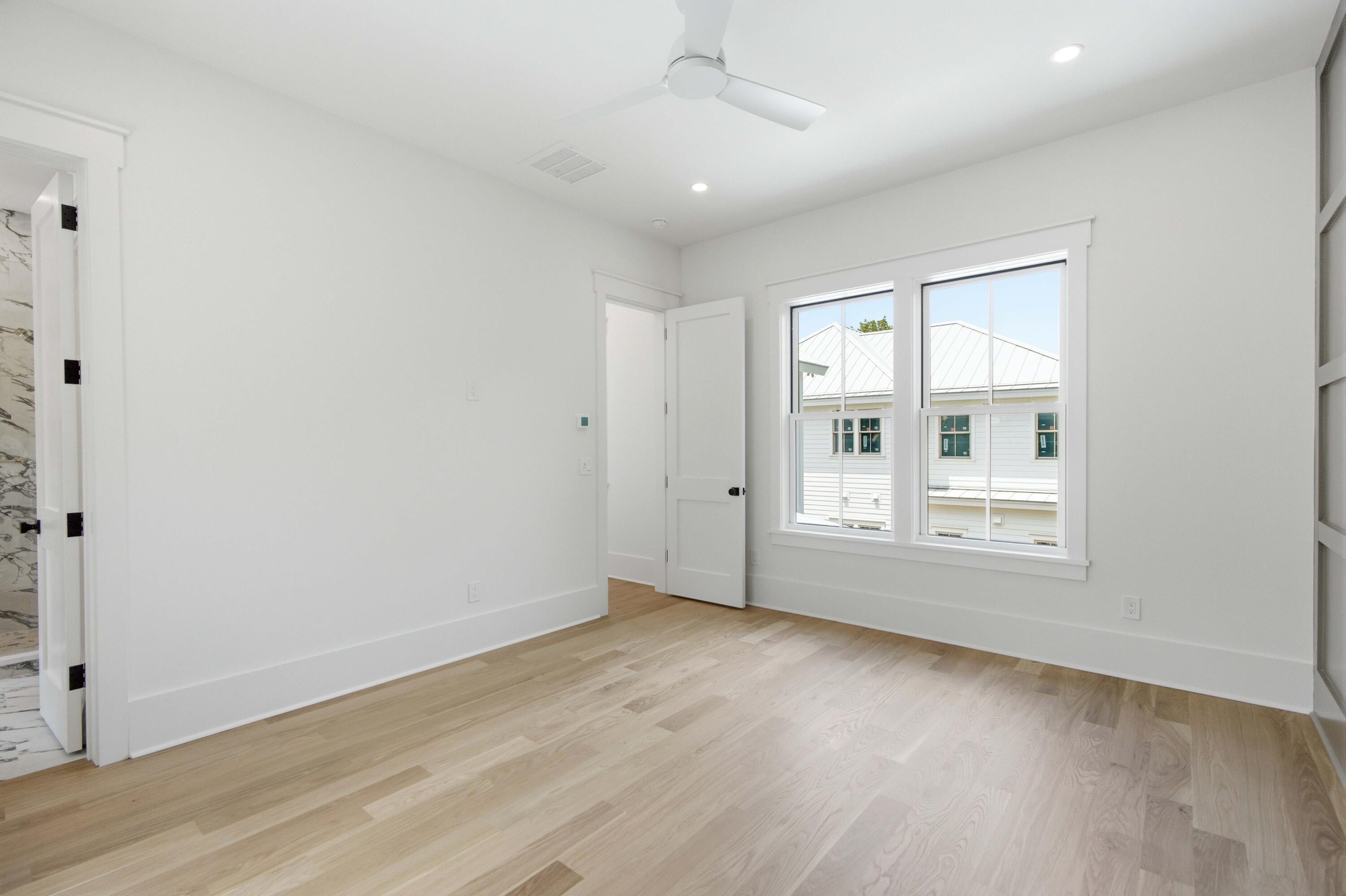 6 Vincent Drive. Mount Pleasant, SC 29464