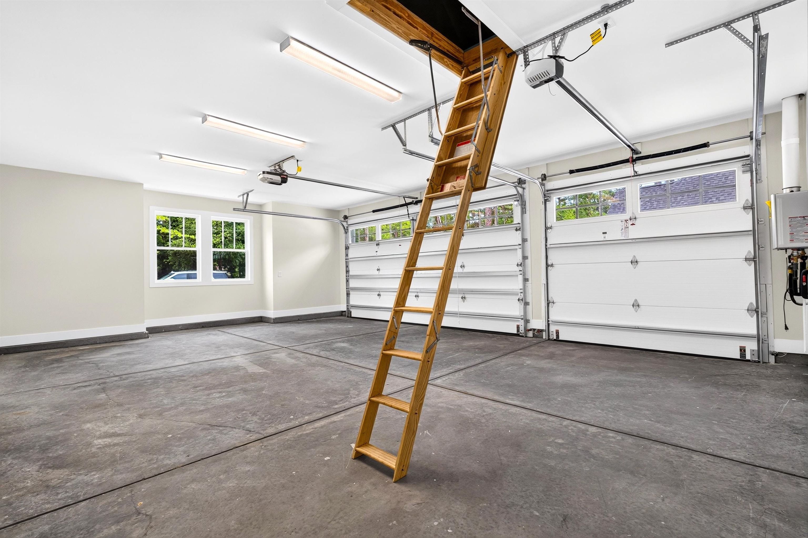1019 Wachesaw Rd. Murrells Inlet, SC 29576