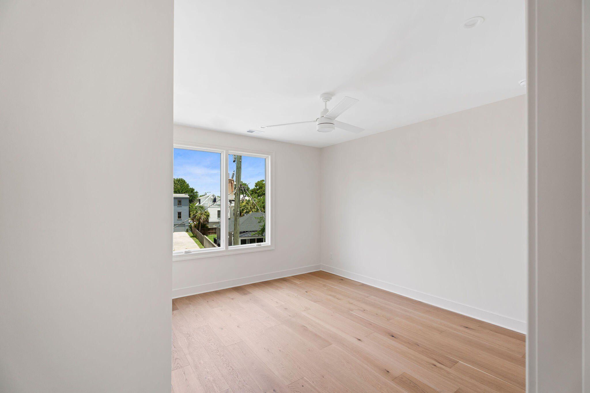 63 Kennedy Street. Charleston, SC 29403