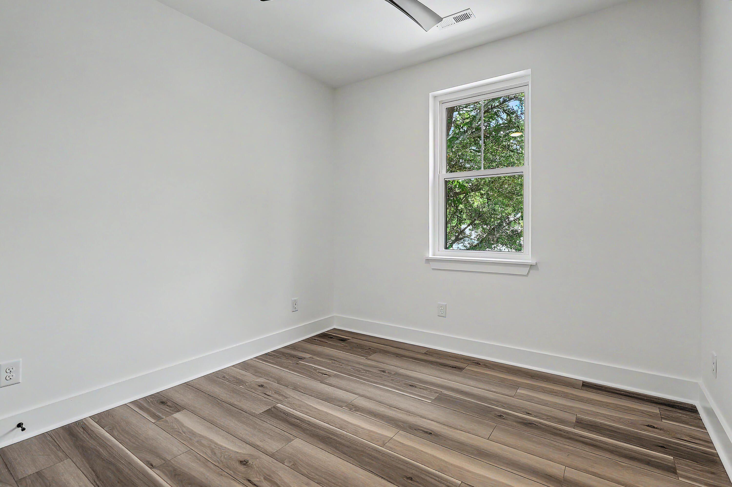 921 Main Street. Charleston, SC 29407