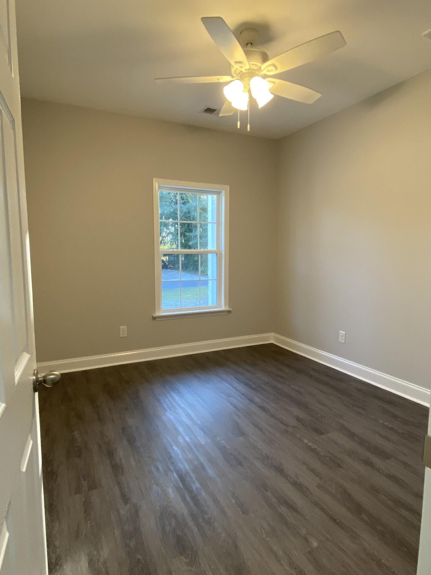 164 Longleaf Drive. Walterboro, SC 29488