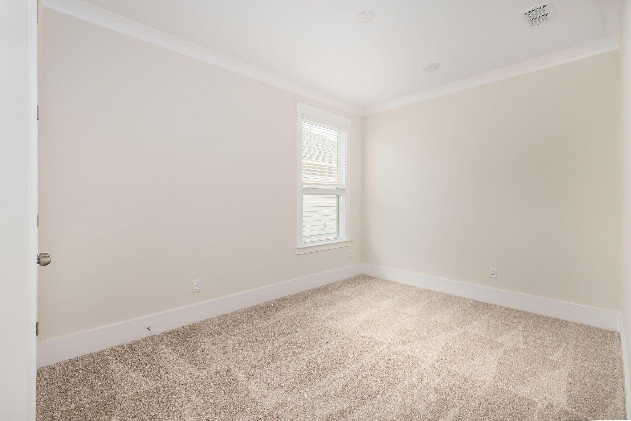 3089 Sawtimber Street. Charleston, SC 29492