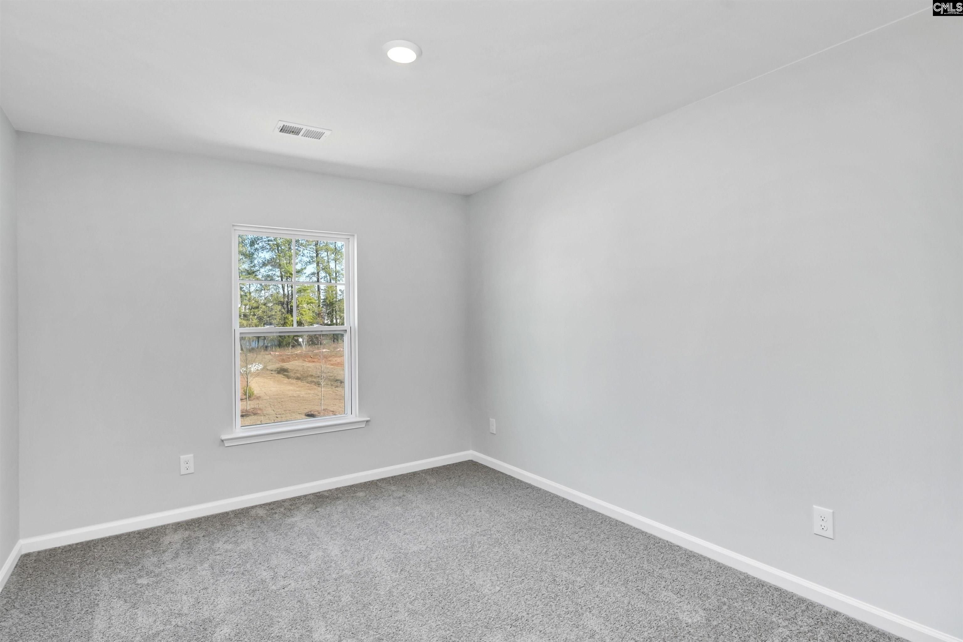 118 Middlesex Court. Lugoff, SC 29078