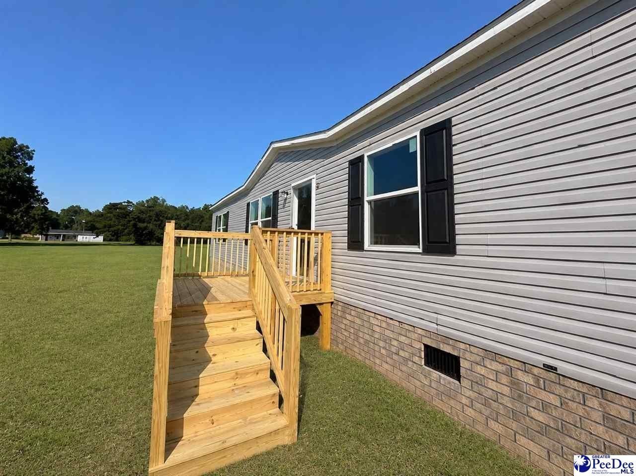 202 Mcelveen Circle. Lynchburg, SC 29080