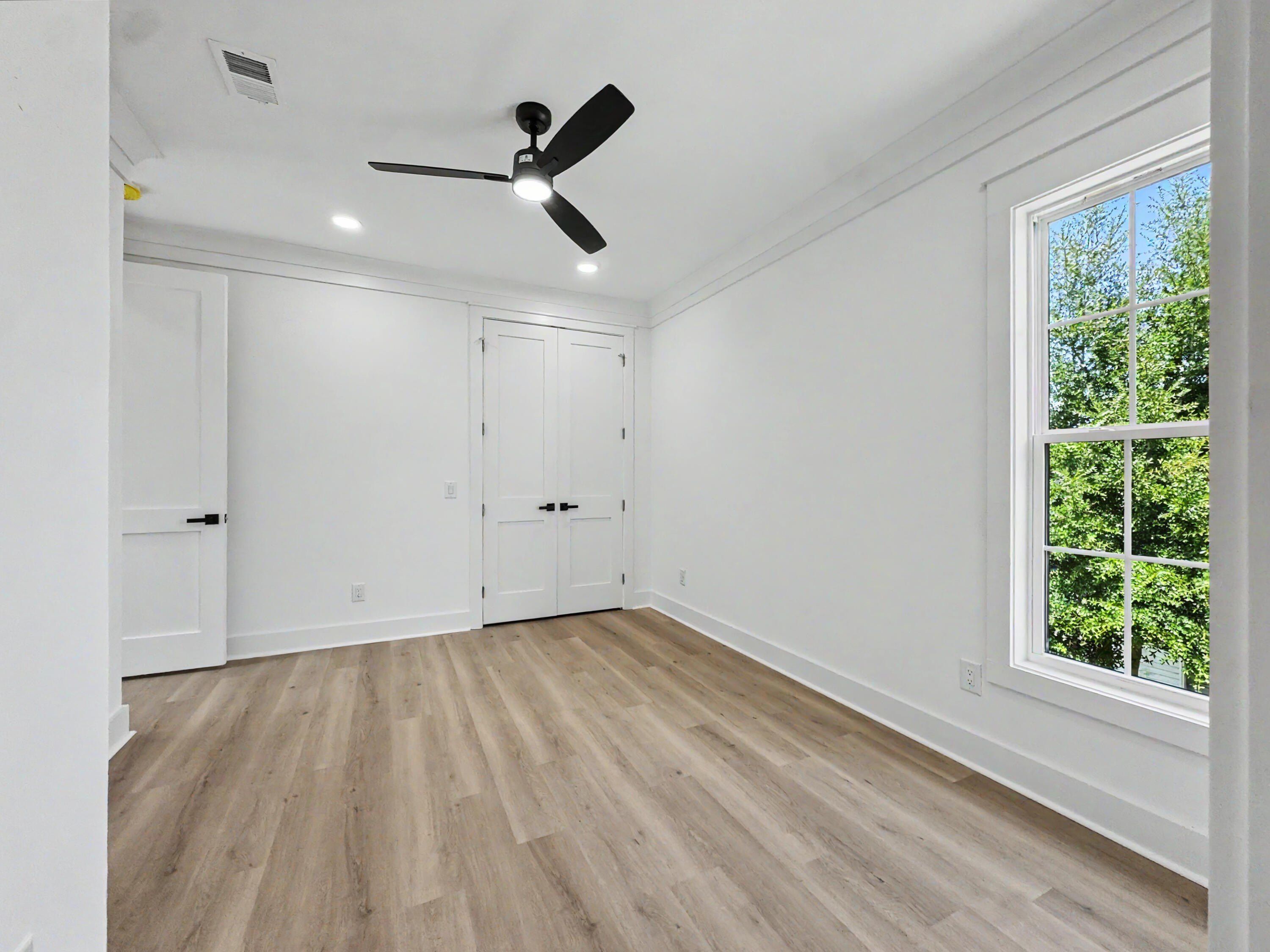 1988 Irving Avenue. North Charleston, SC 29405
