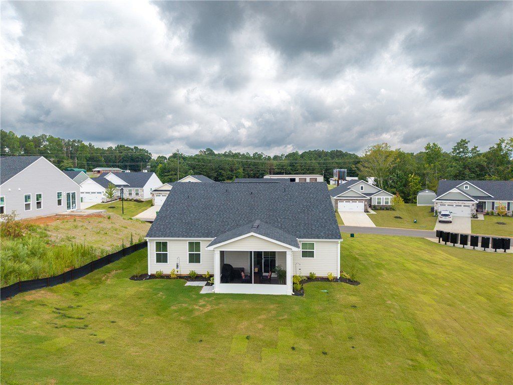 148 Garrison Farm Way. Seneca, SC 29678