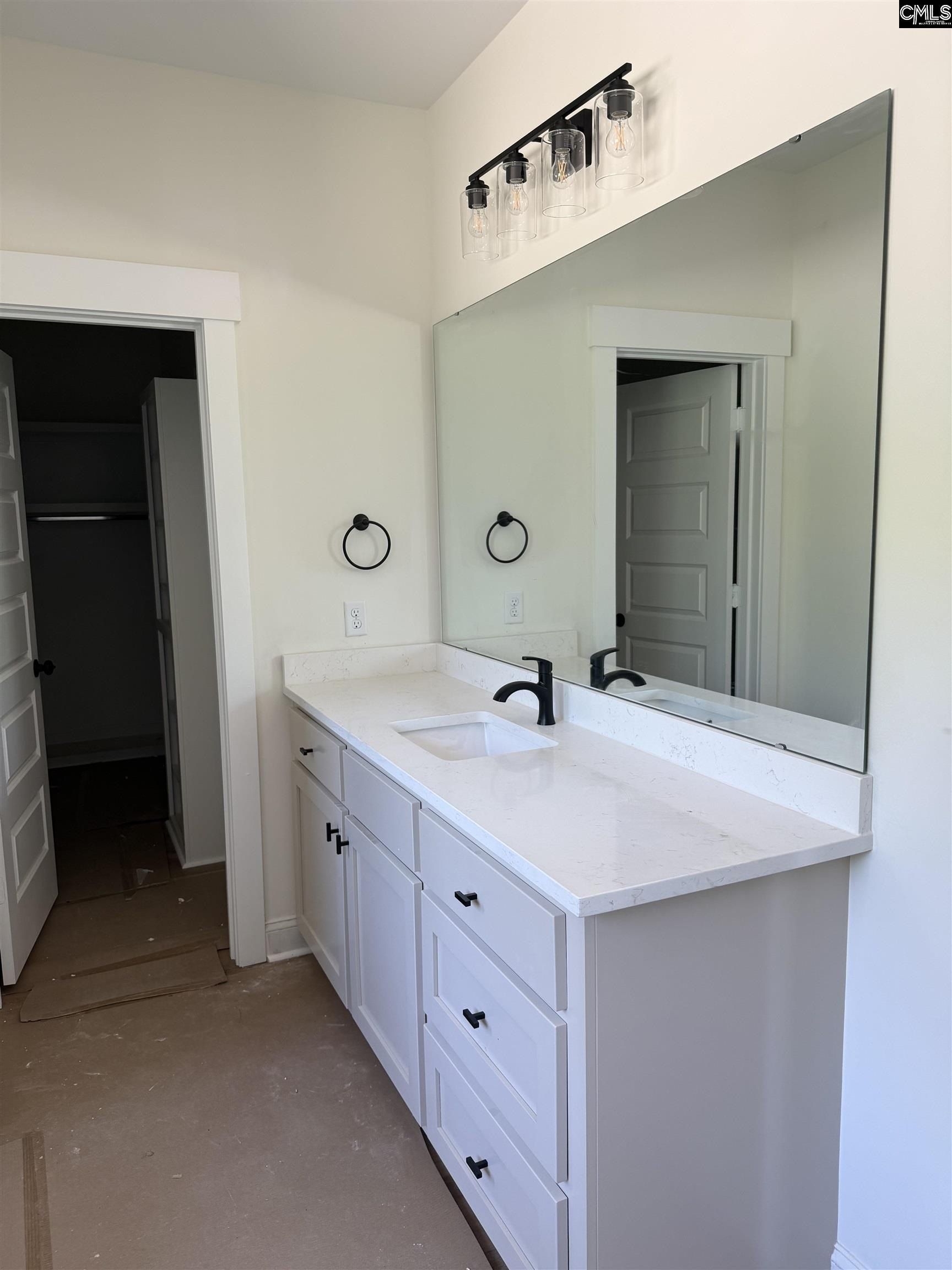 1773 Holland Road. Cassatt, SC 29032