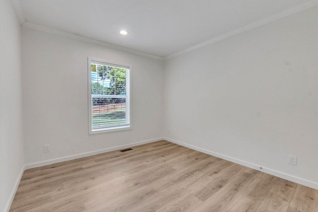 108 Old River Rd. Iva, SC 29655