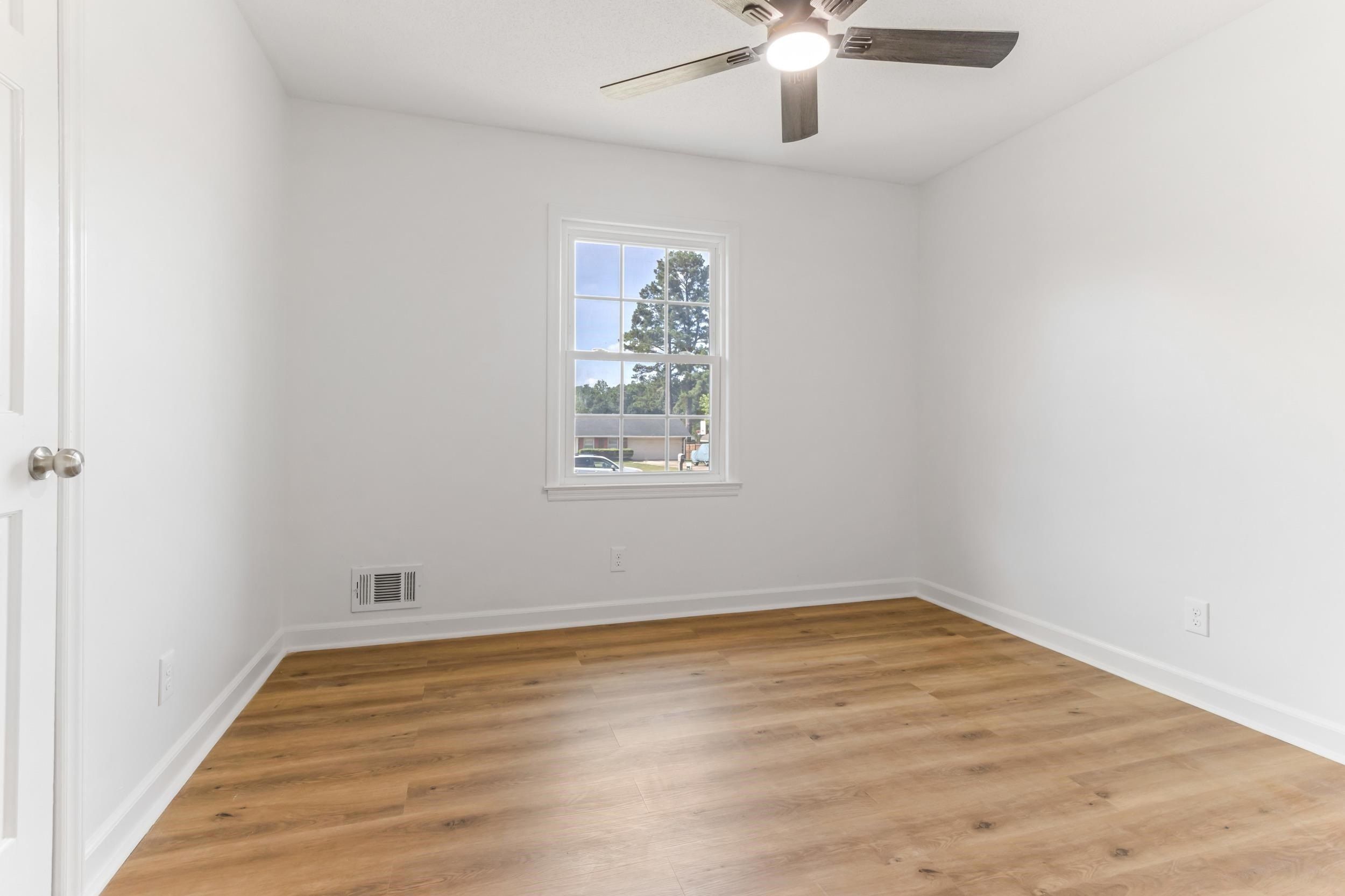 112 Shoally Park Drive. Boiling Springs, SC 29316