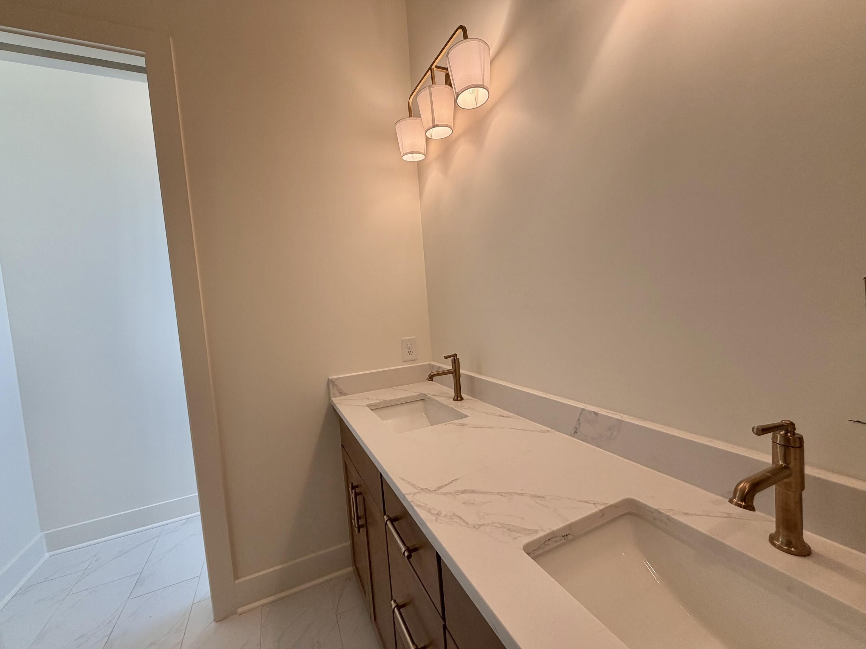 510 Ivy Green Lane. Summerville, SC 29486