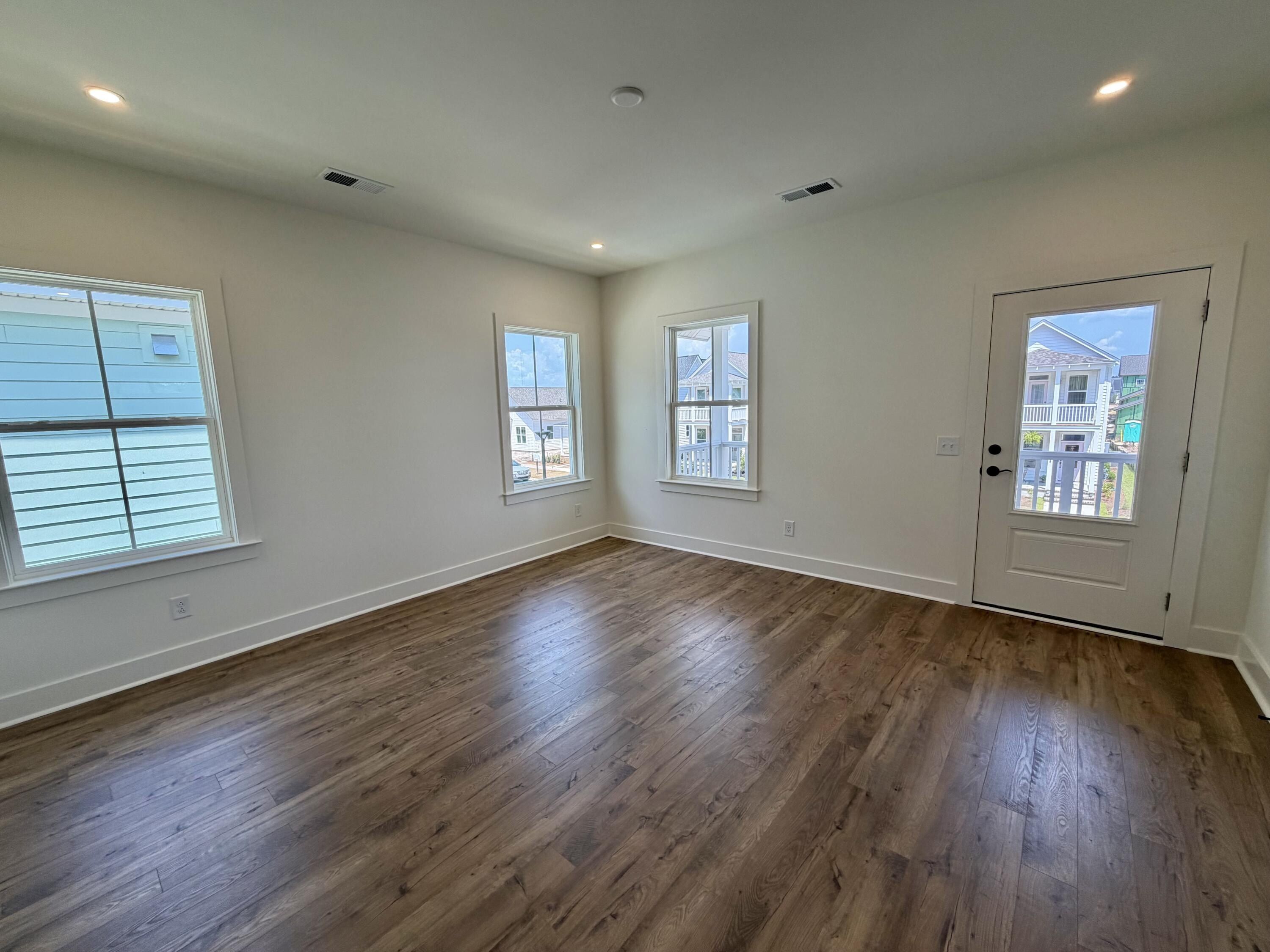 519 Ivy Green Lane. Summerville, SC 29486