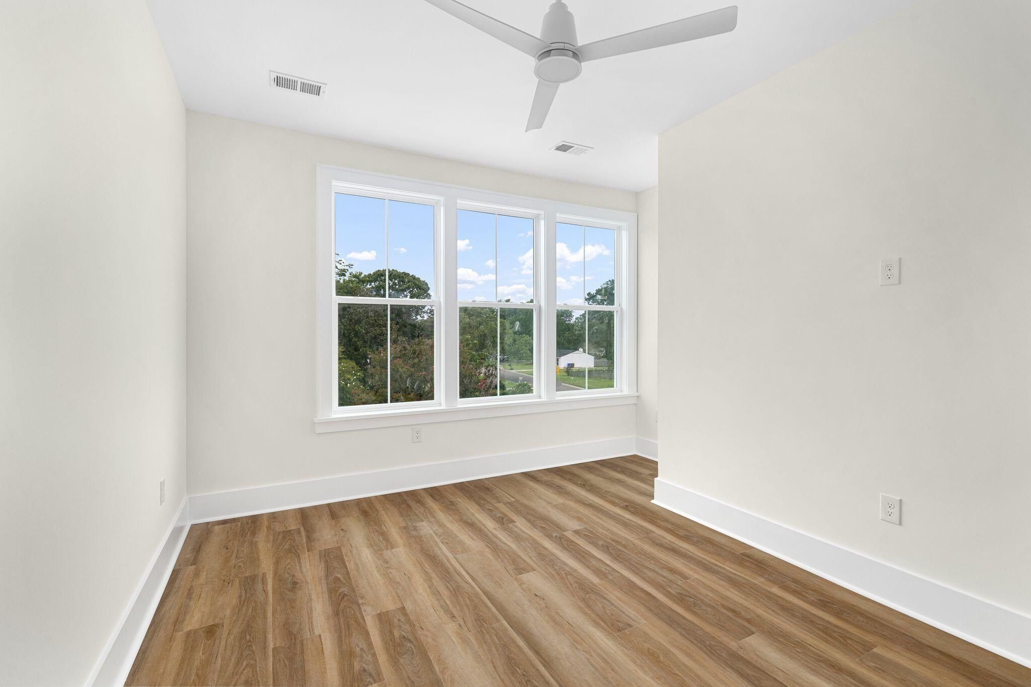 1606 Lauda Drive. Mount Pleasant, SC 29464
